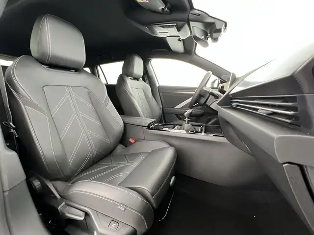 Opel Astra view 9