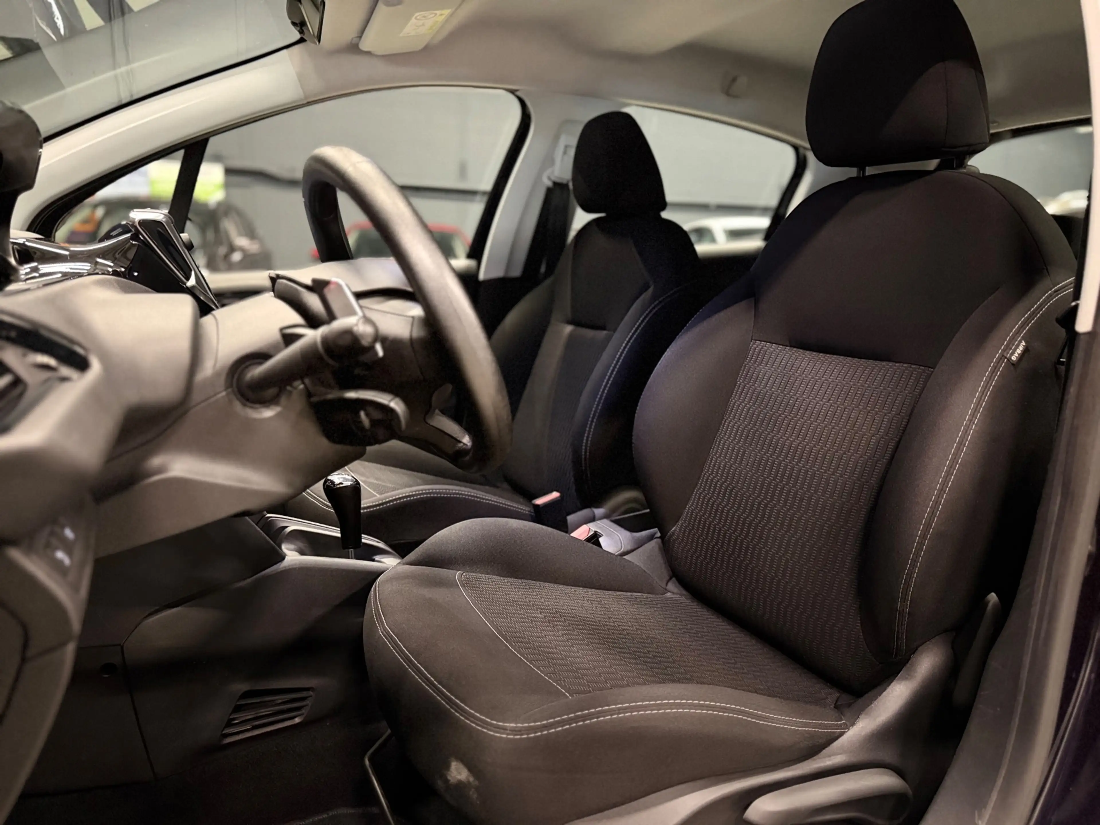 Peugeot 208 1.2 PureTech Active AUTOMAAT CARPLAY/CRUISE/ISOFIX — photo 11