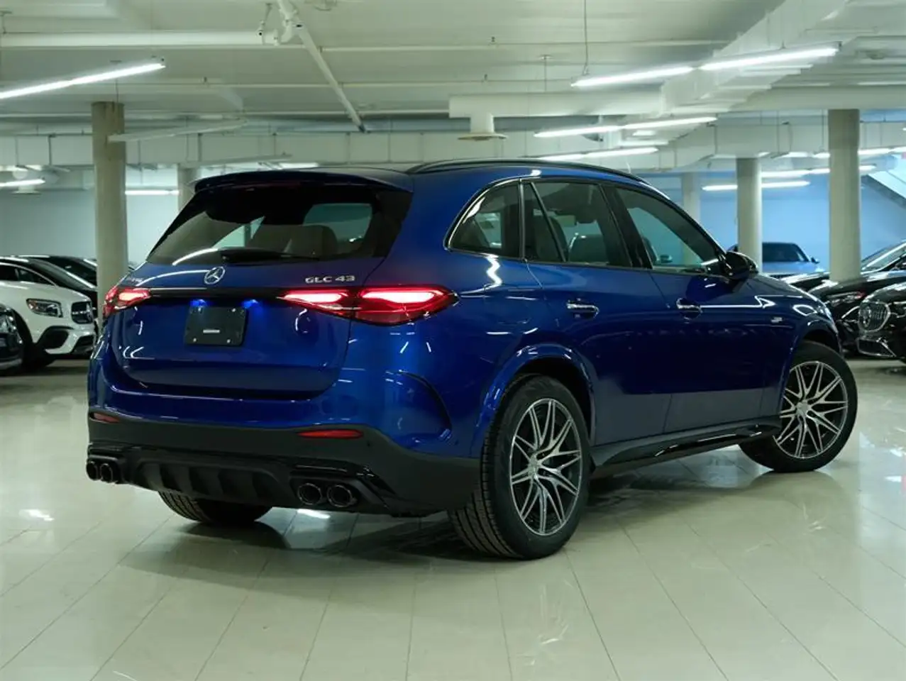 Mercedes-Benz GLC снимка Mercedes-Benz GLC