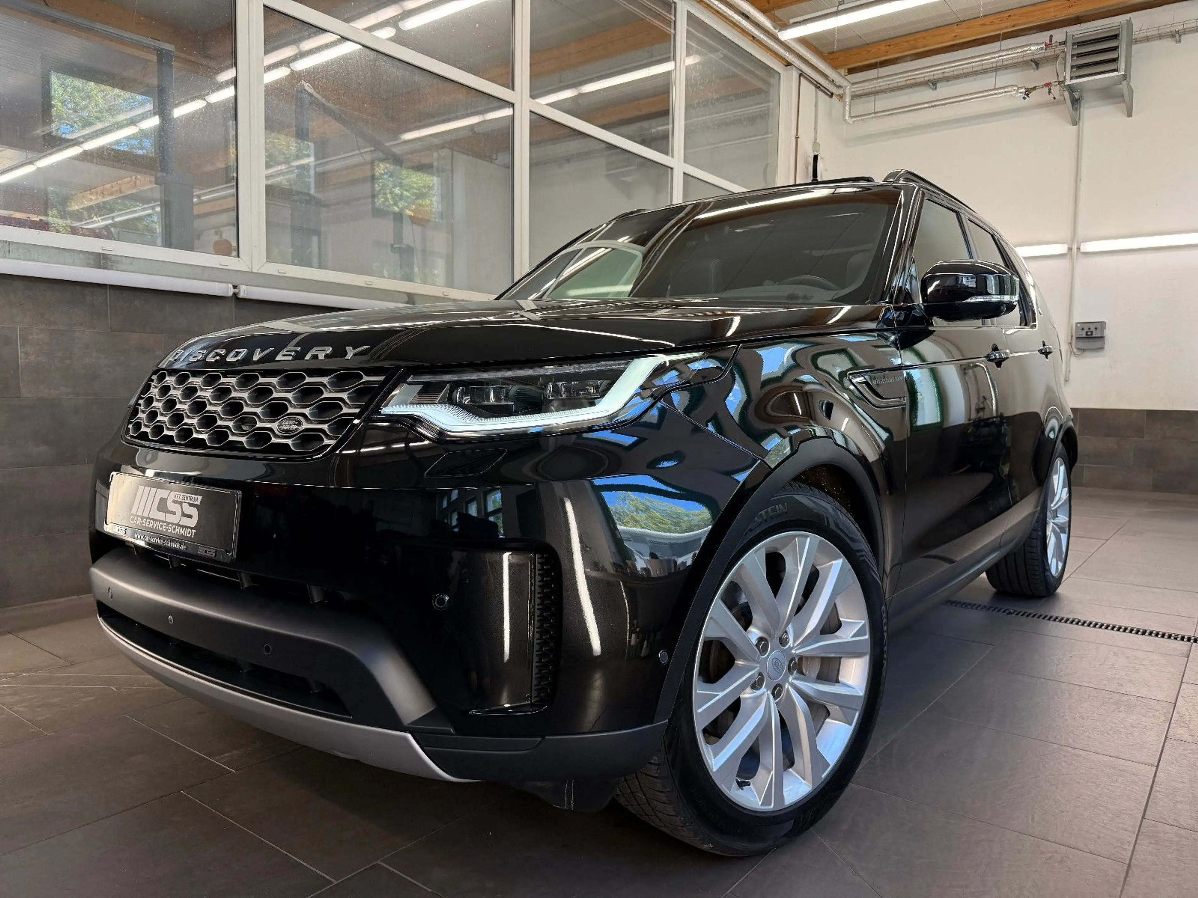 Land Rover Discovery 5 SE D300 AWD 5 J.GARANTIE 7 SITZE AHK