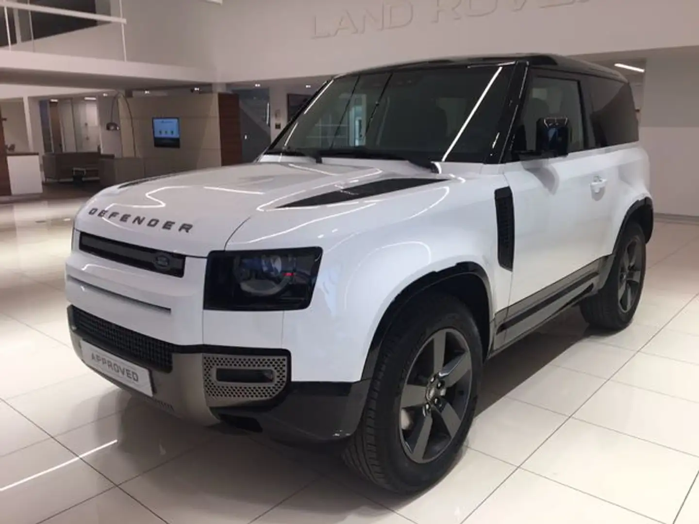 Land Rover Defender 90 3.0D l6 MHEV X-Dynamic SE AWD Aut. 250 Blanc - 1