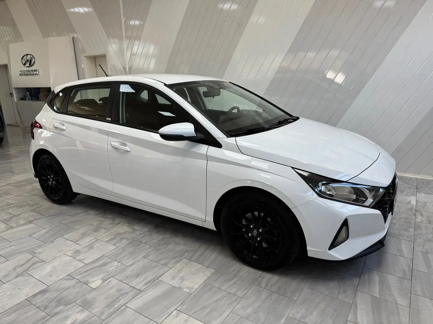 Hyundai i20 1.0 Select 5-türig Shzg Garantie Weiß - 2