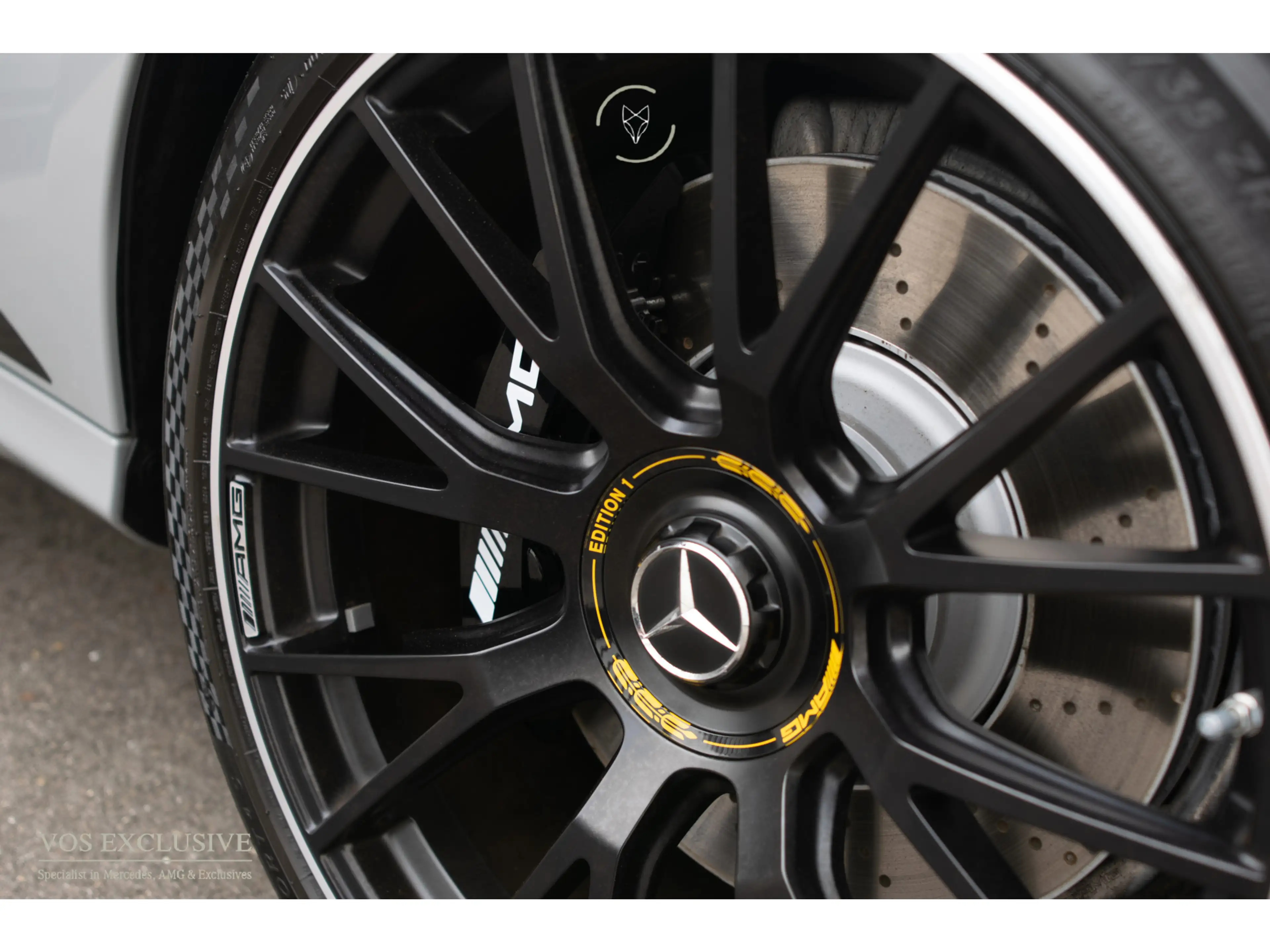 Mercedes-Benz E 53 AMG 4-M Edition 1 Full Carbon in- en exterieur|Bumeste — photo 34