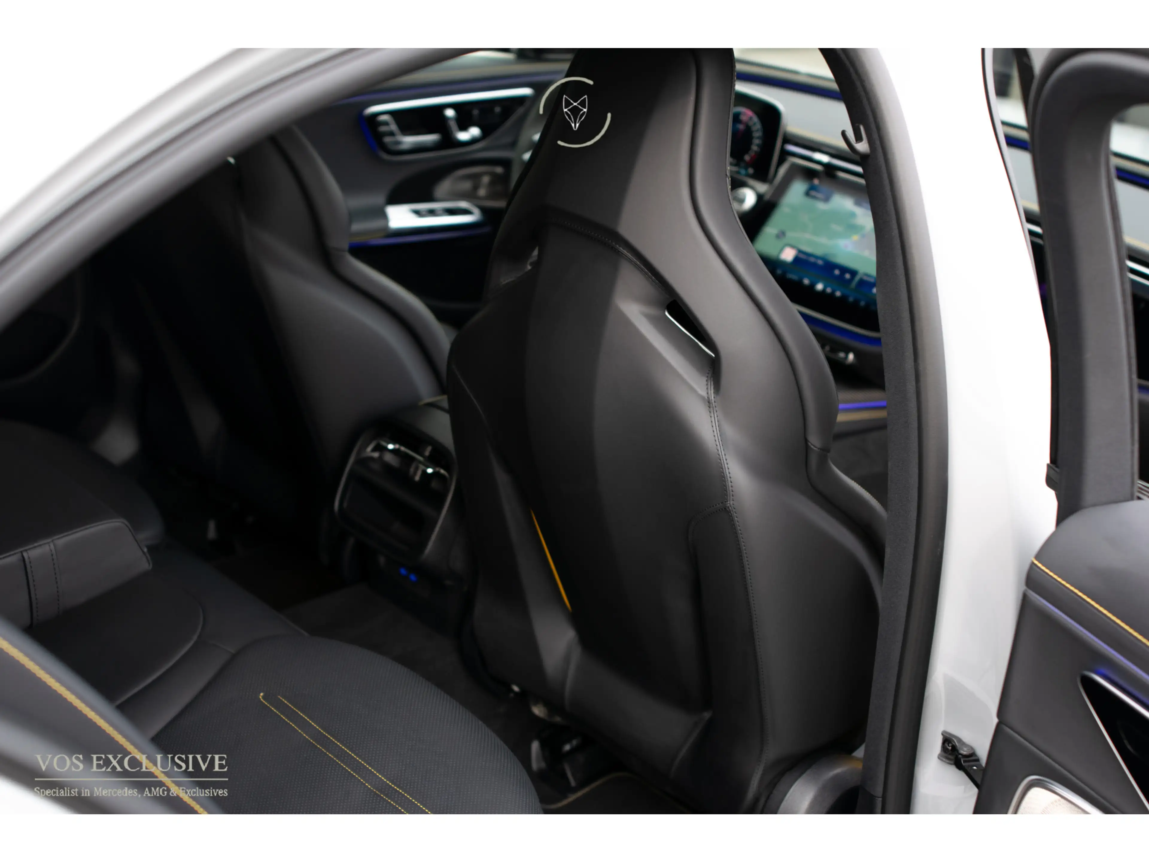 Mercedes-Benz E 53 AMG 4-M Edition 1 Full Carbon in- en exterieur|Bumeste — photo 44