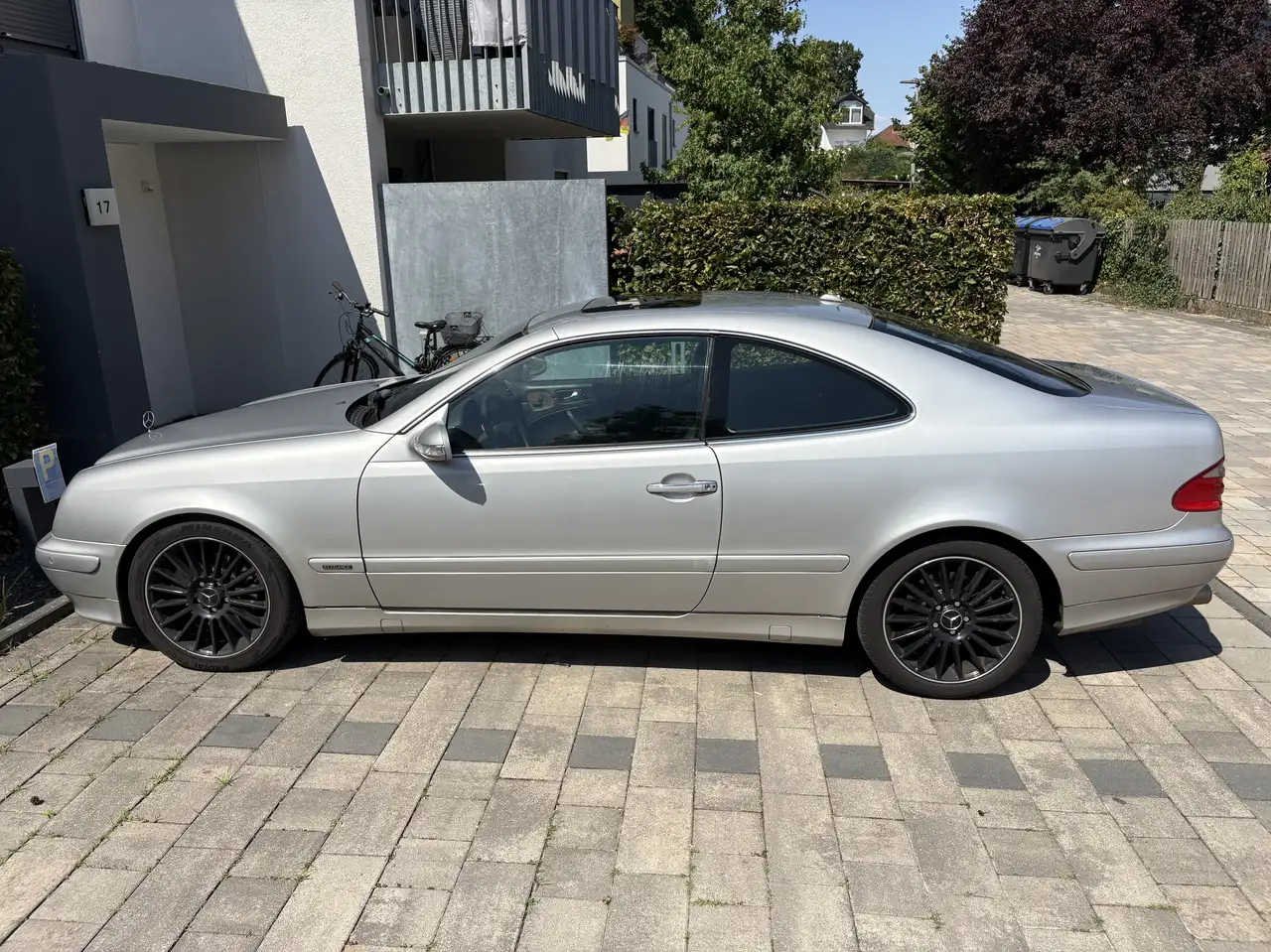 Mercedes-Benz CLK 320 Coupe Avantgarde, foto 3