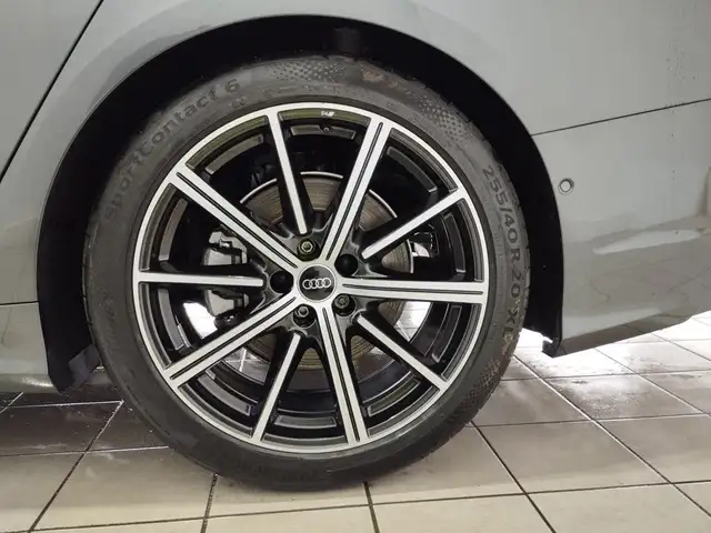 Audi A6 view 10