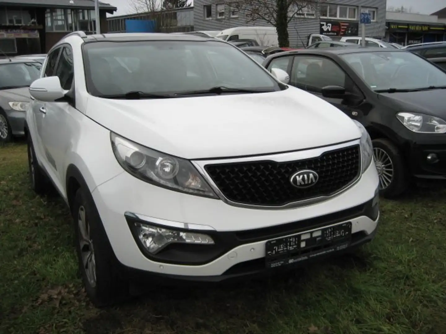 Kia Sportage Attract 2WD Blanco - 2