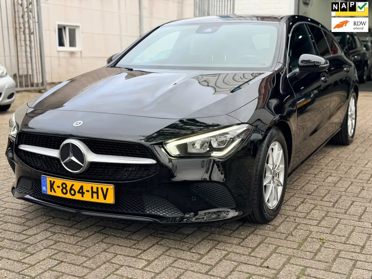 Mercedes-Benz CLA 180