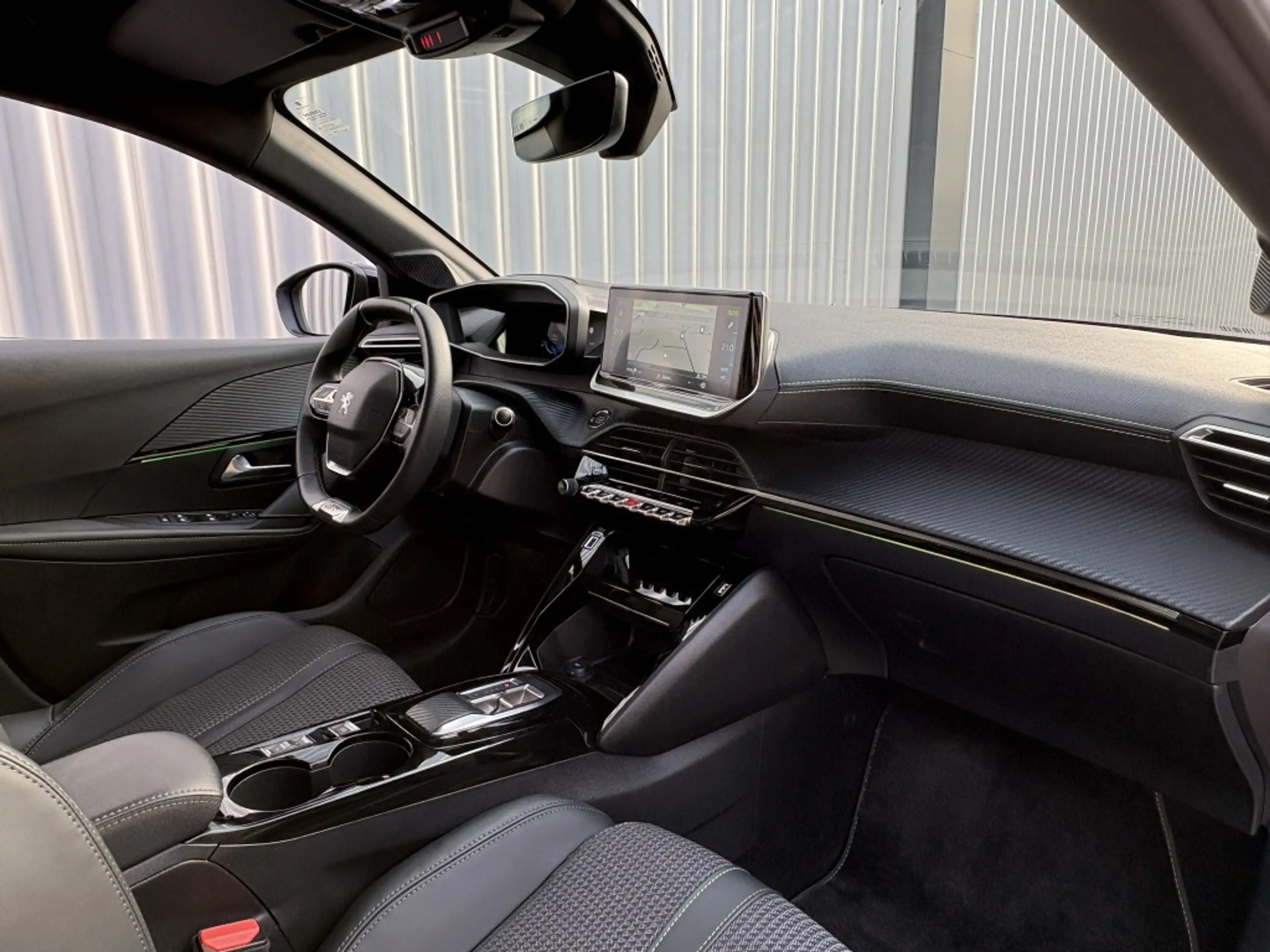 Peugeot e-208 GT 50 kWh | Stoelverw. | Navigatie — photo 14