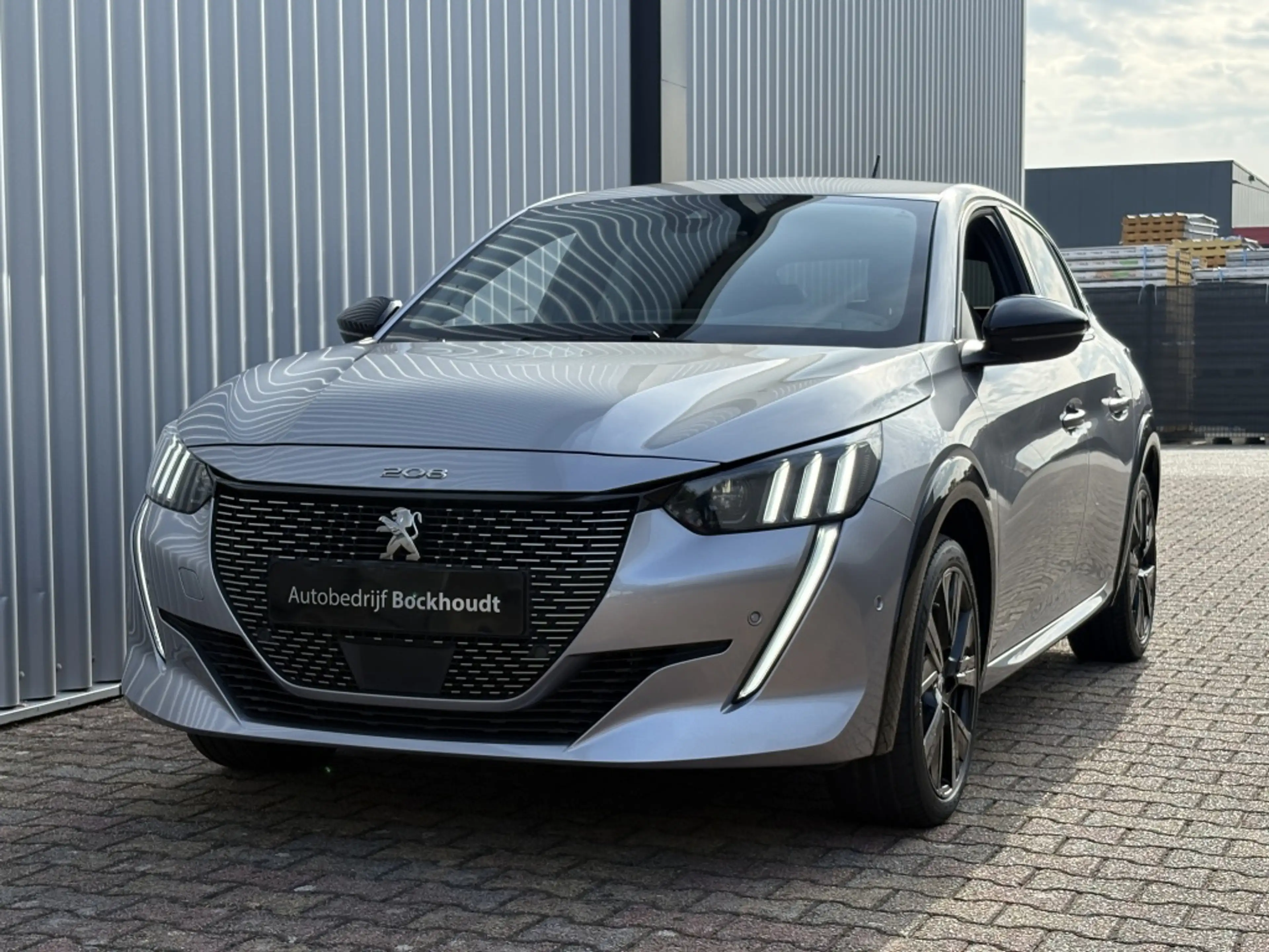 Peugeot e-208 GT 50 kWh | Stoelverw. | Navigatie — photo 3