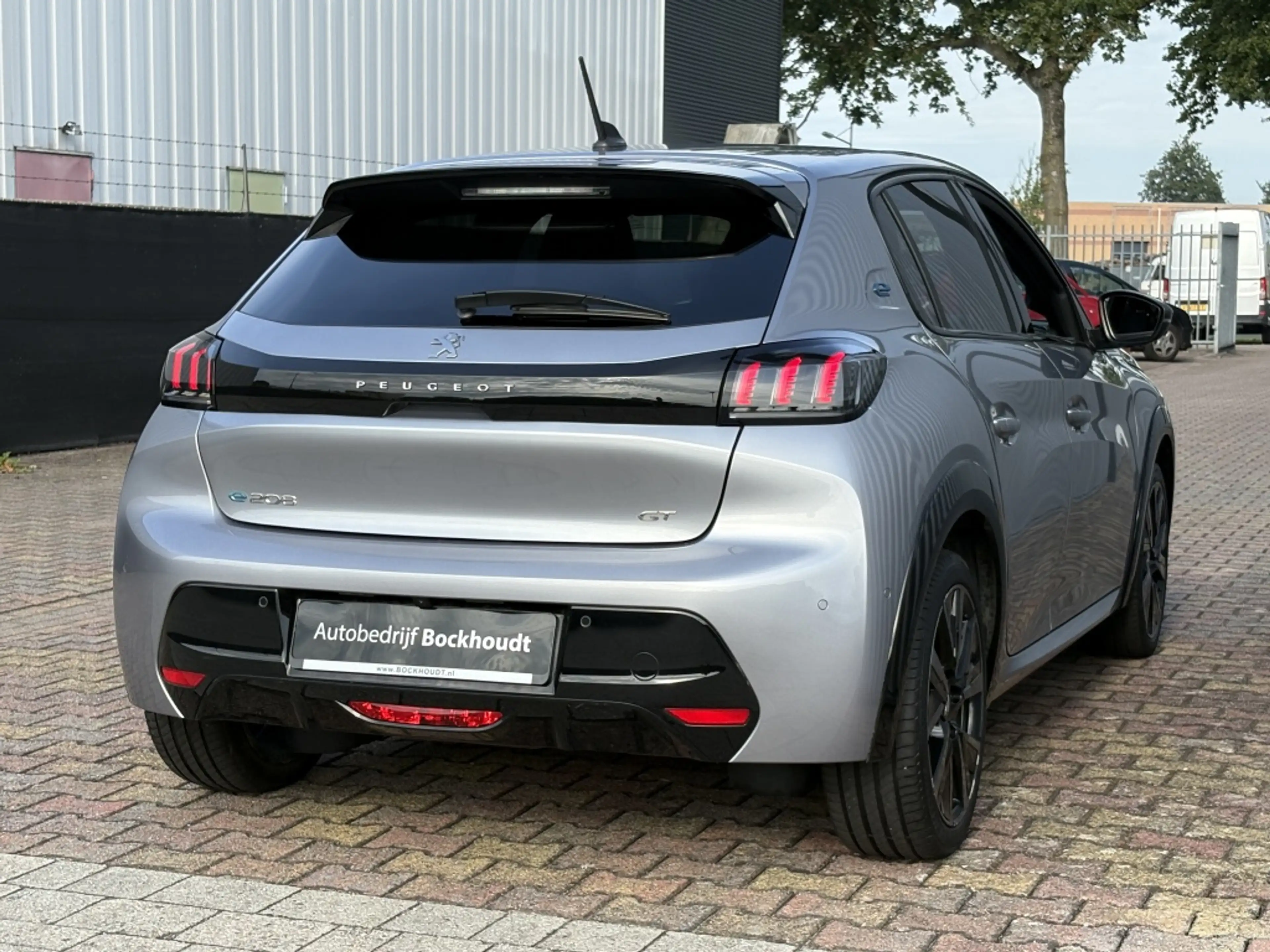 Peugeot e-208 GT 50 kWh | Stoelverw. | Navigatie — photo 9