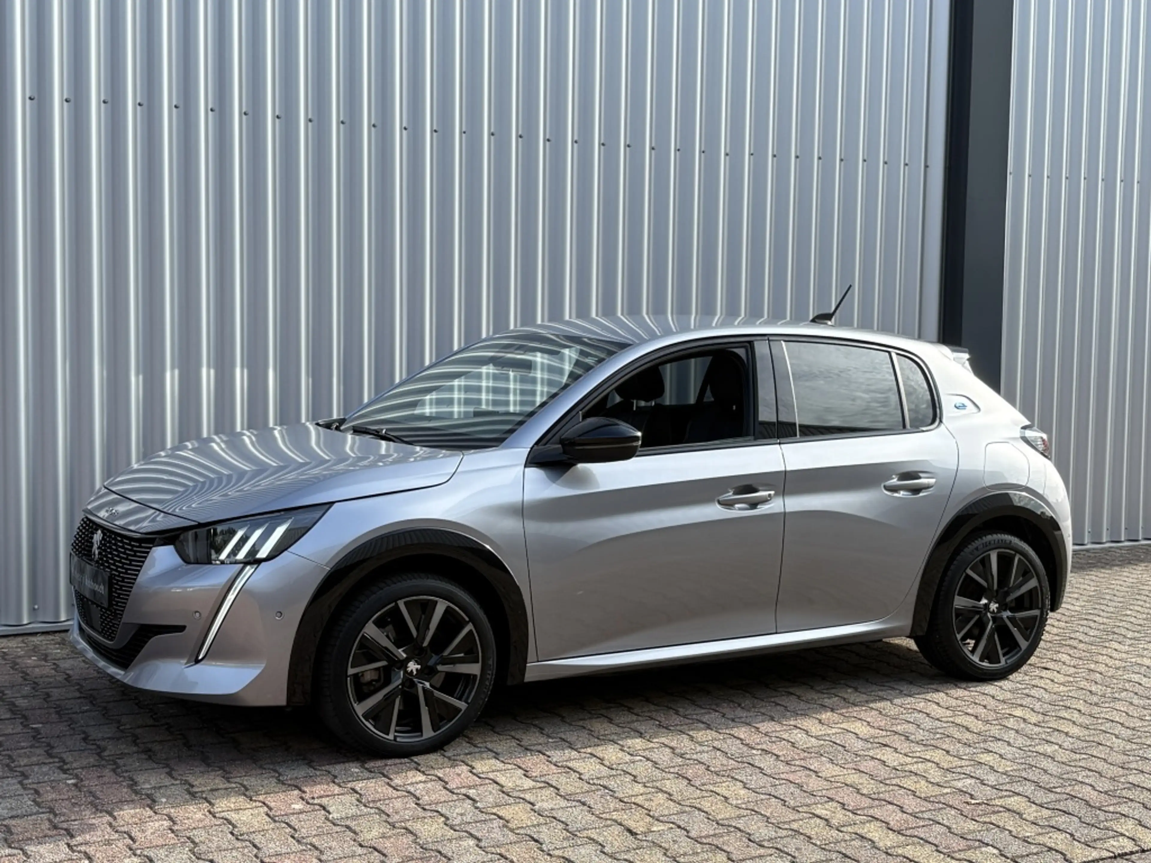 Peugeot e-208 GT 50 kWh | Stoelverw. | Navigatie — photo 2