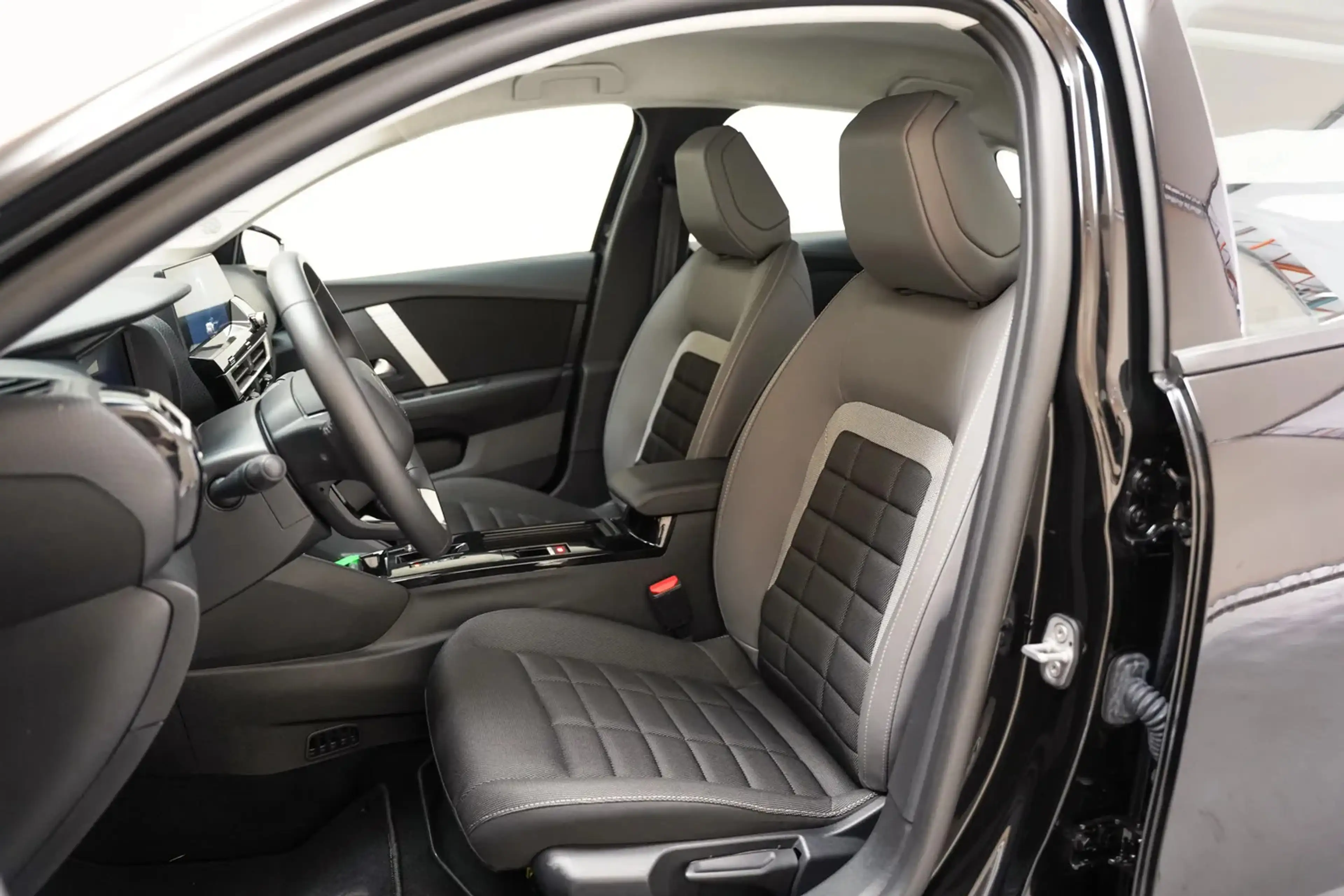 Citroen E-C4 Electric You 50kWh [ LED Navi Climate ] — photo 9