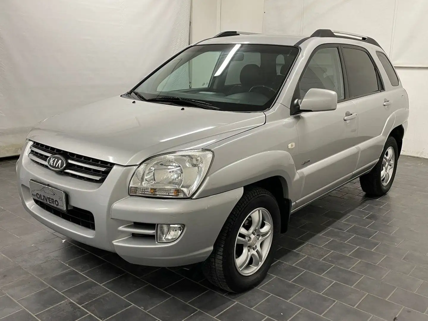 Kia Sportage 2.0 CRDI 4X4 112CV Active Class-PELLE Gris - 2