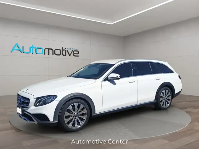 Mercedes-Benz E 220 E220d 4Matic Sport