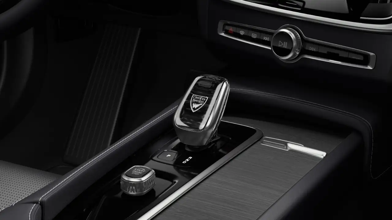 Volvo V90 Cross Country снимка Volvo V90 Cross Country
