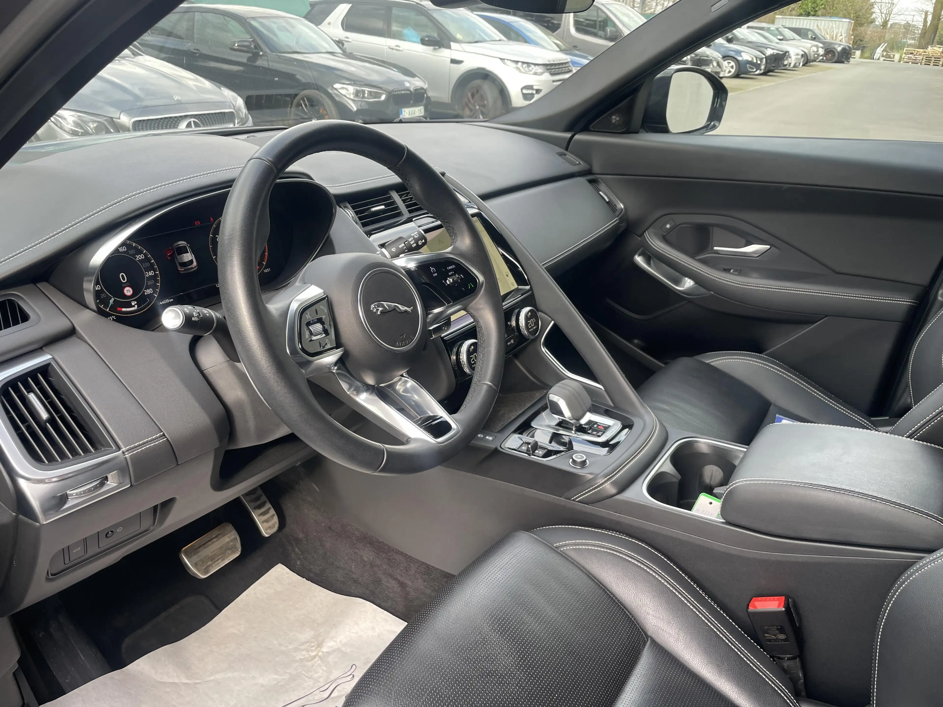 Jaguar E-Pace P160 R-Dynamic S *24m waarborg* — photo 9