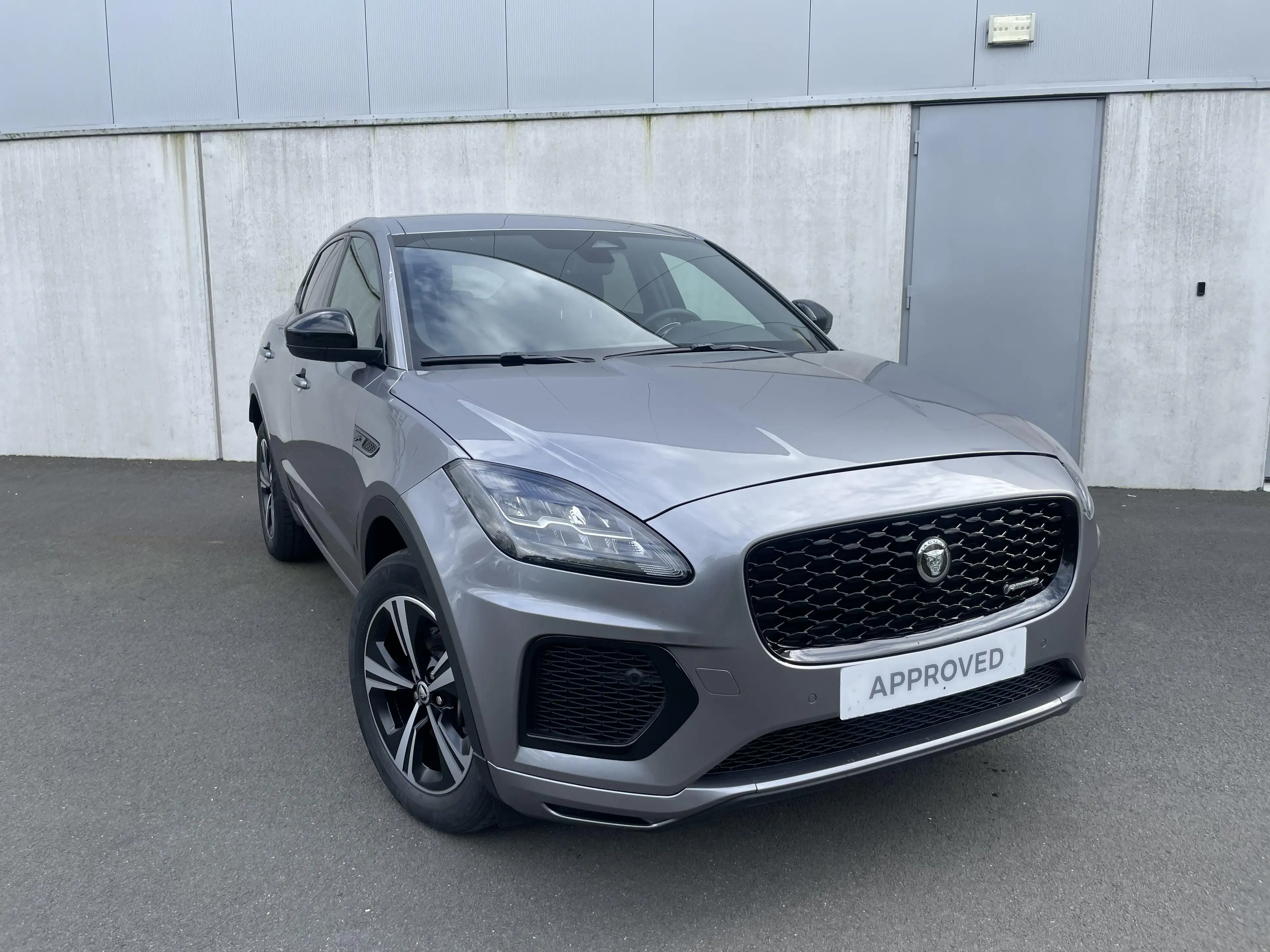 Jaguar E-Pace P160 R-Dynamic S *24m waarborg*
