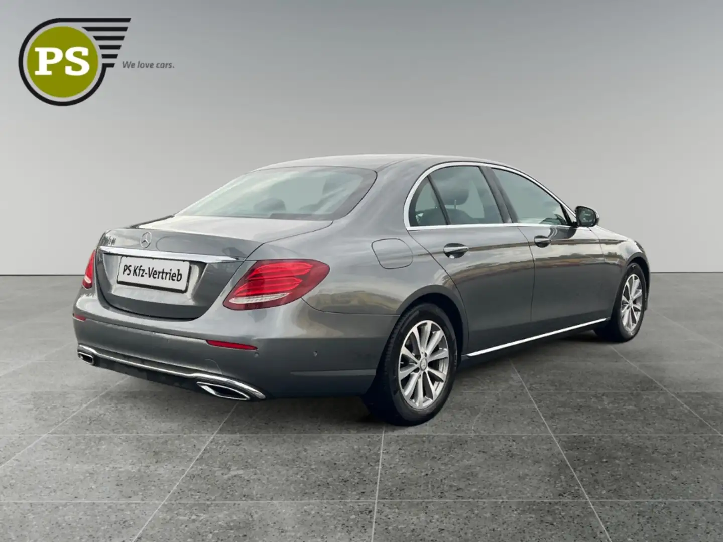 Mercedes-Benz E 200 d Avantgarde Navi LED  SSD el.Sitze Keylessgo Grau - 2