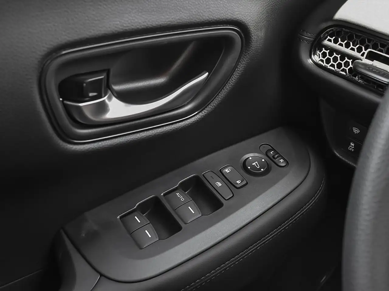 Honda HR-V снимка Honda HR-V
