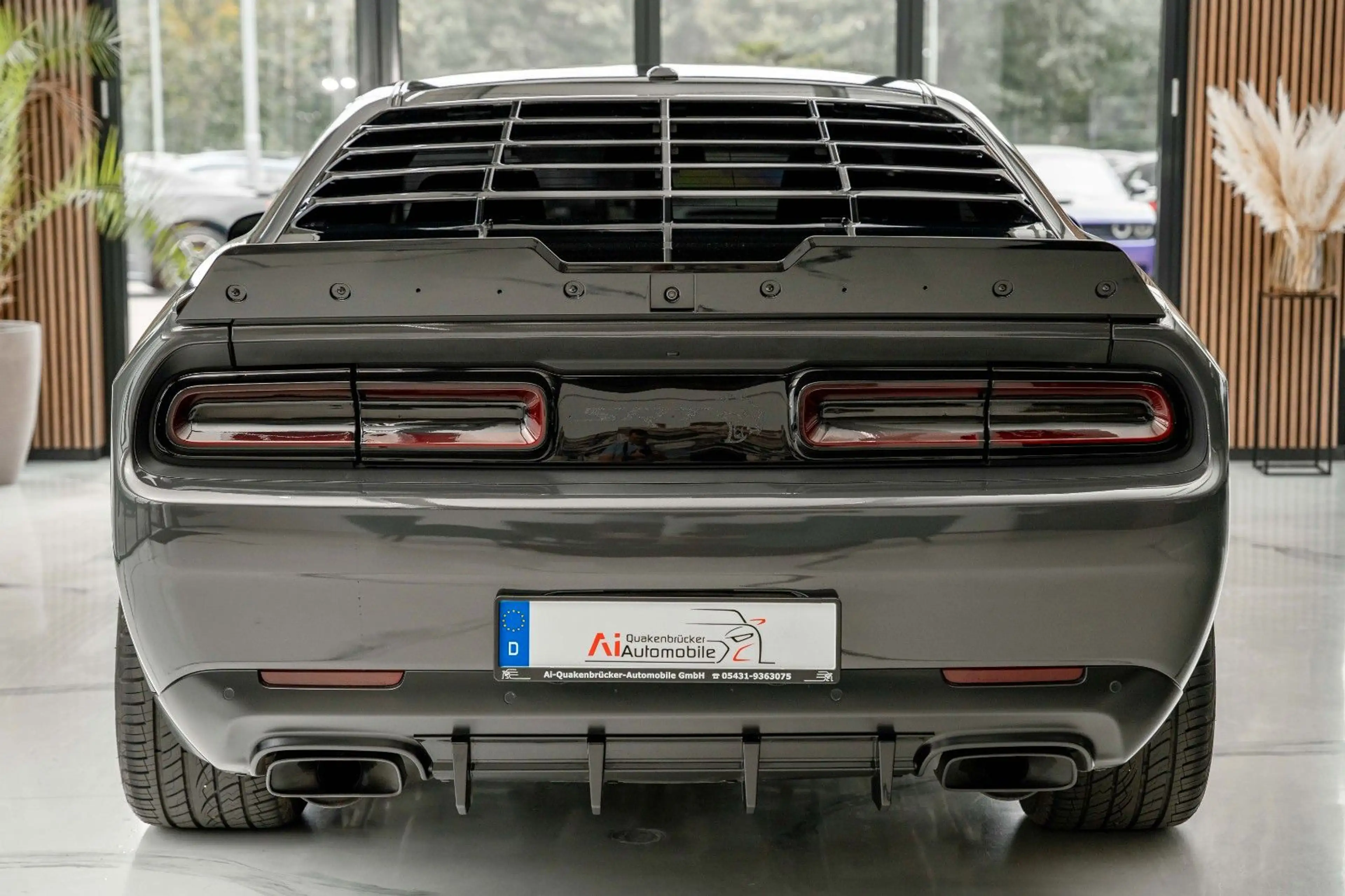 Dodge Challenger 5,7 HEMI WIDEBODY LED — photo 7