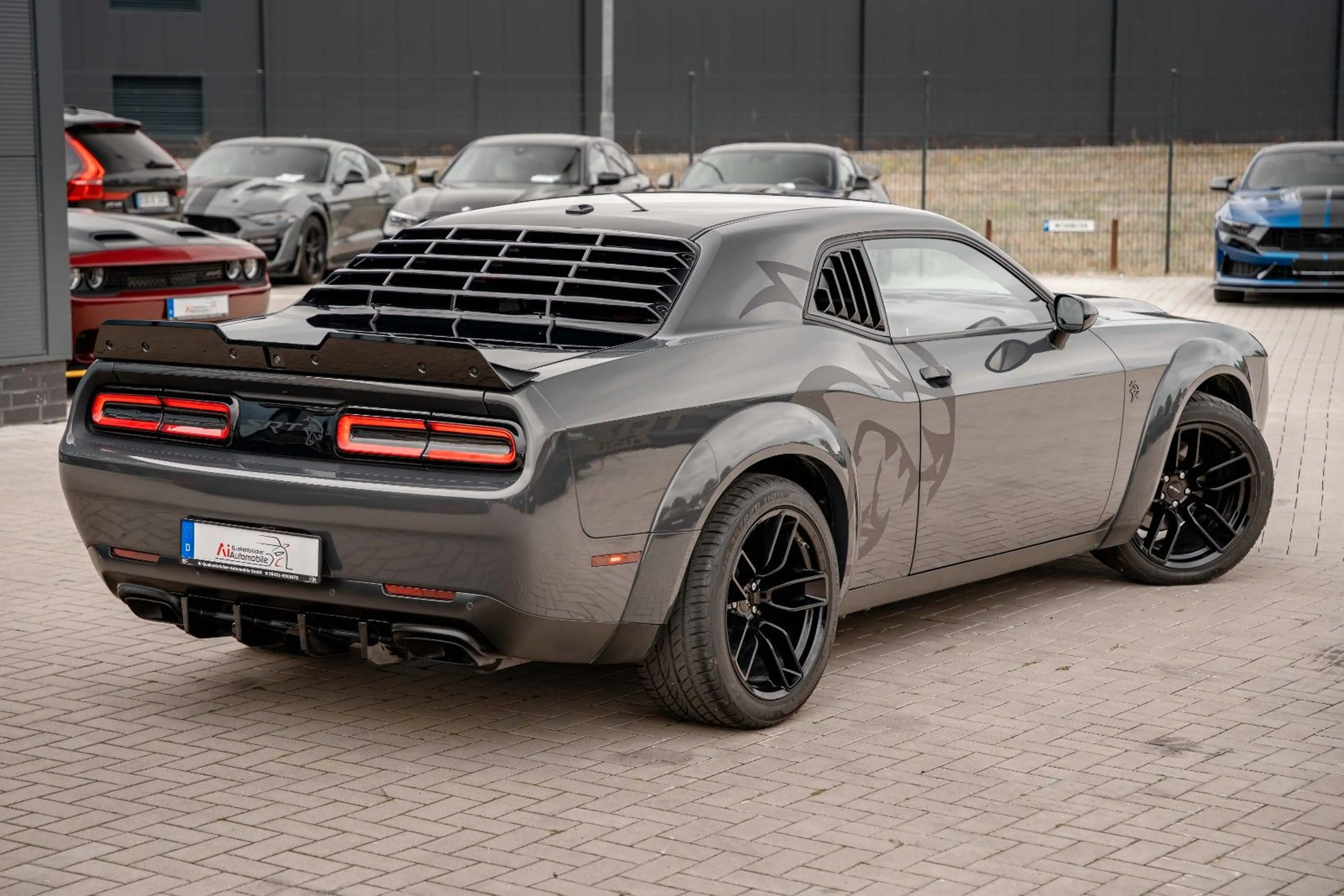 Dodge Challenger 5,7 HEMI WIDEBODY LED — photo 13