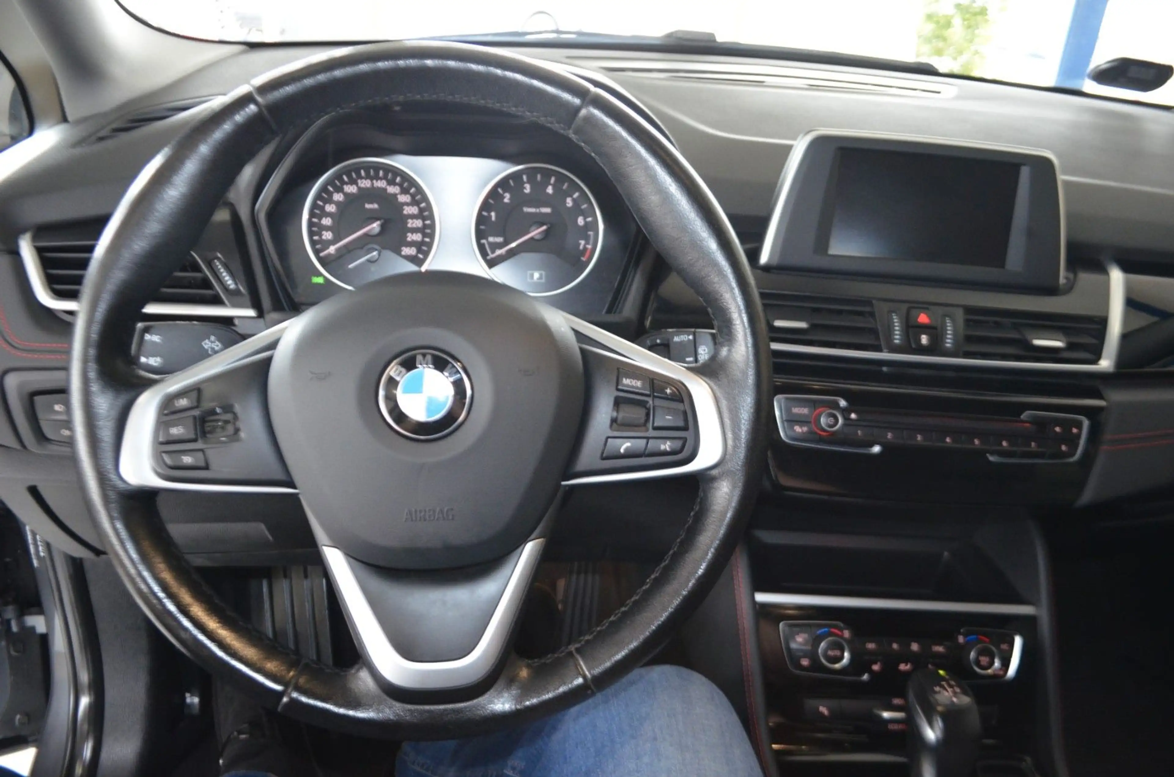 BMW 220 Sport Line AUTOMATIK / XENON — photo 13