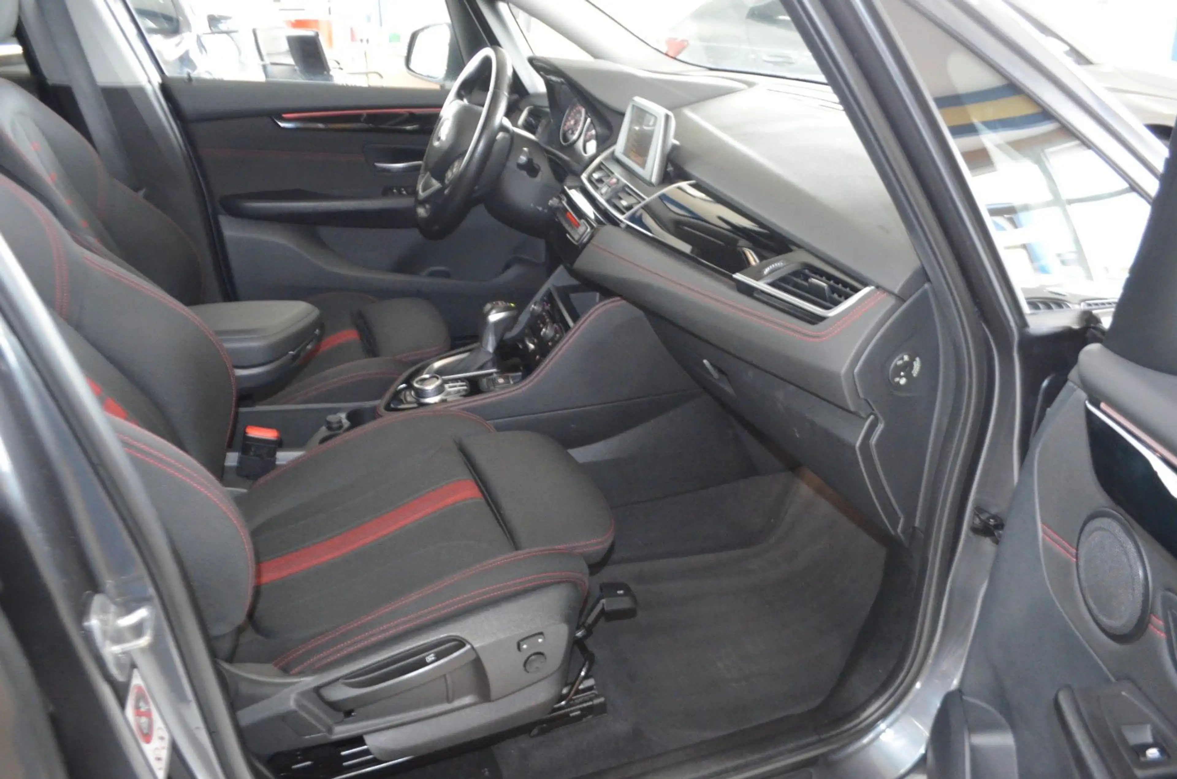 BMW 220 Sport Line AUTOMATIK / XENON — photo 9