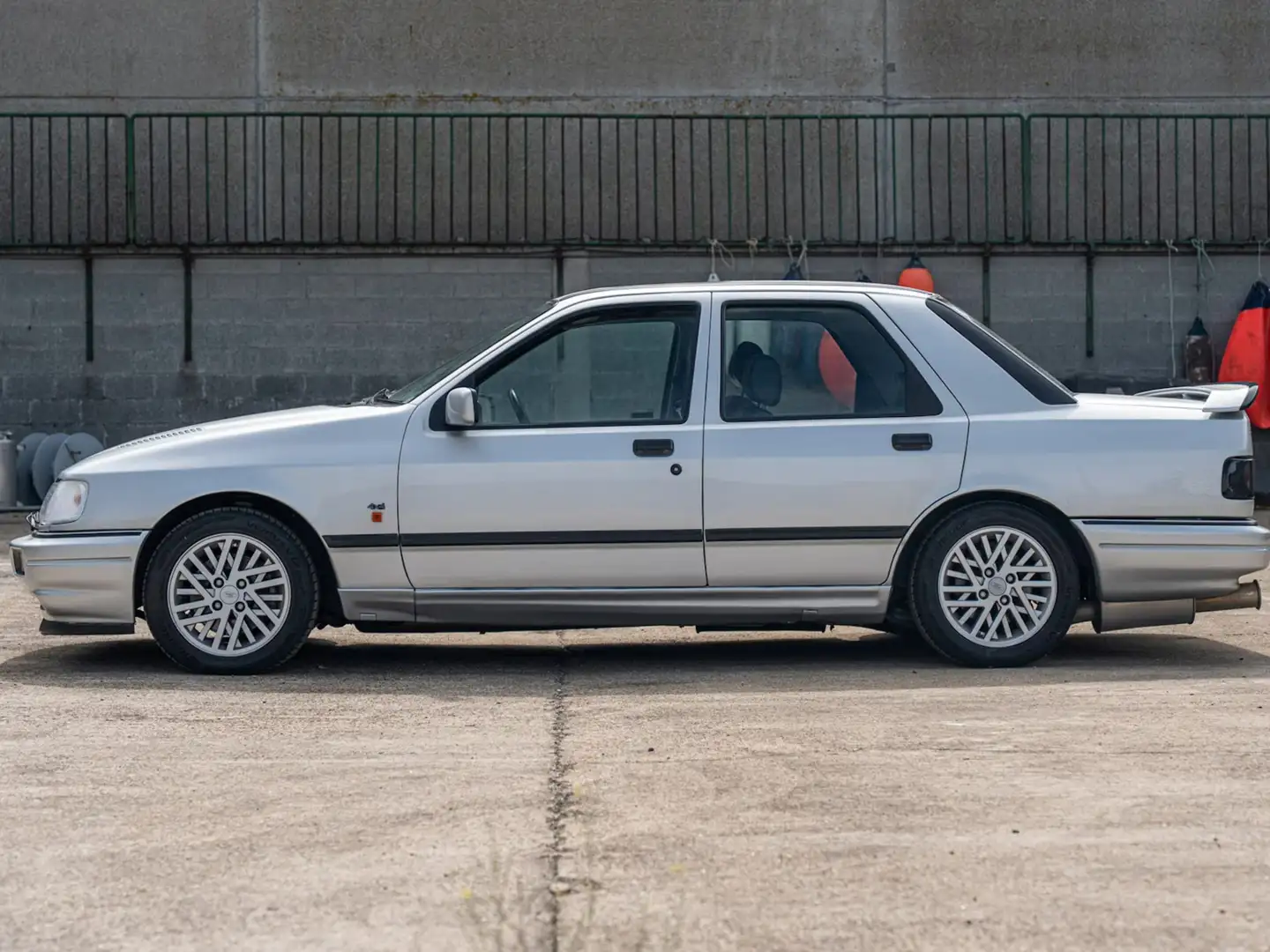Ford Sierra Cosworth Silber - 2