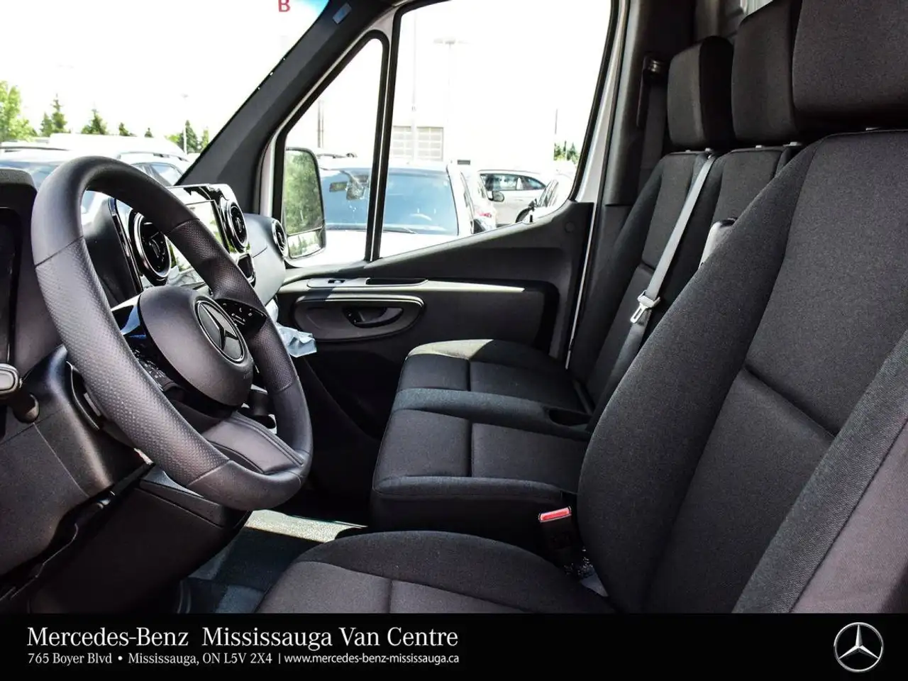 Mercedes-Benz Sprinter снимка Mercedes-Benz Sprinter