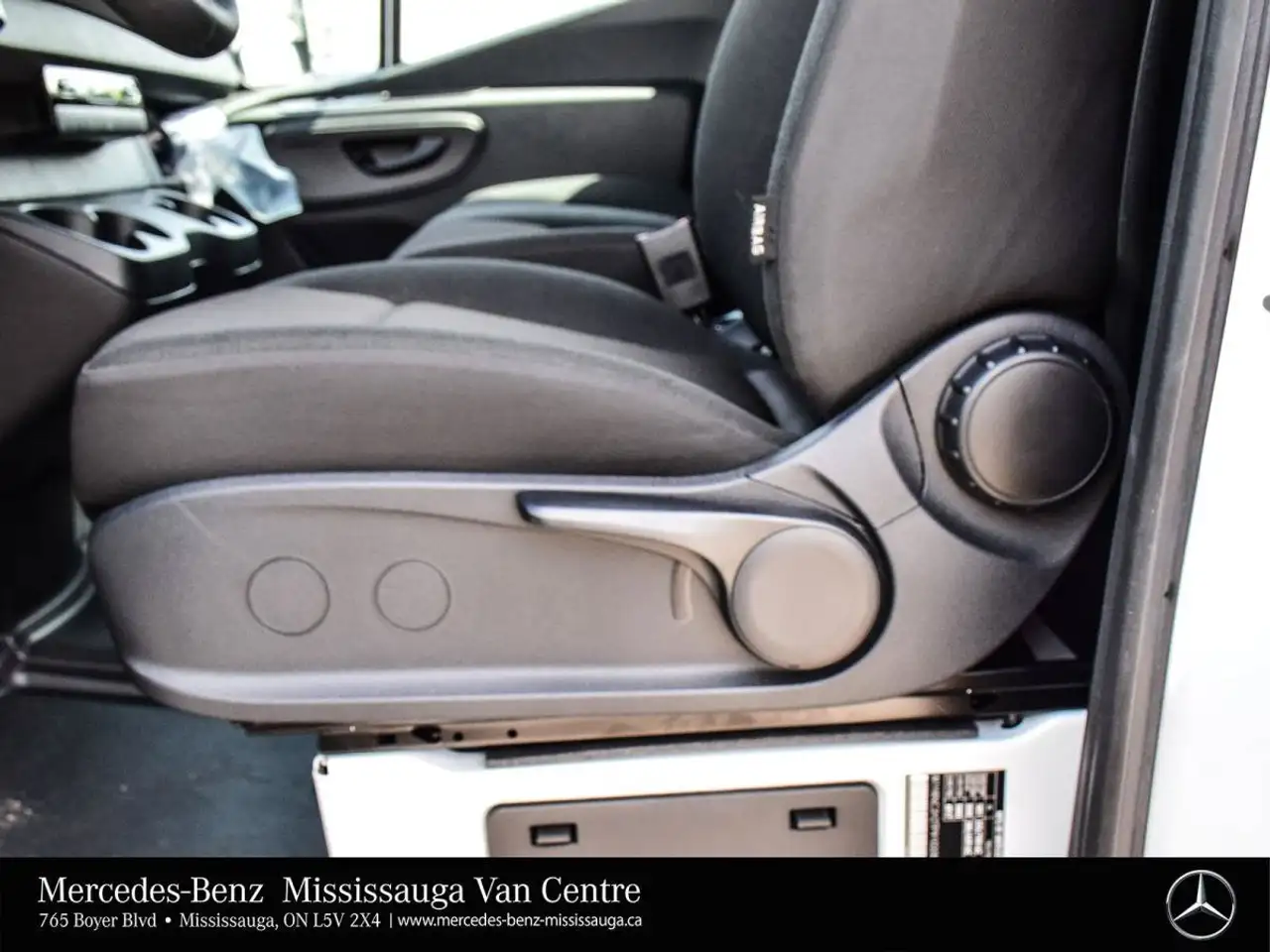 Mercedes-Benz Sprinter снимка Mercedes-Benz Sprinter
