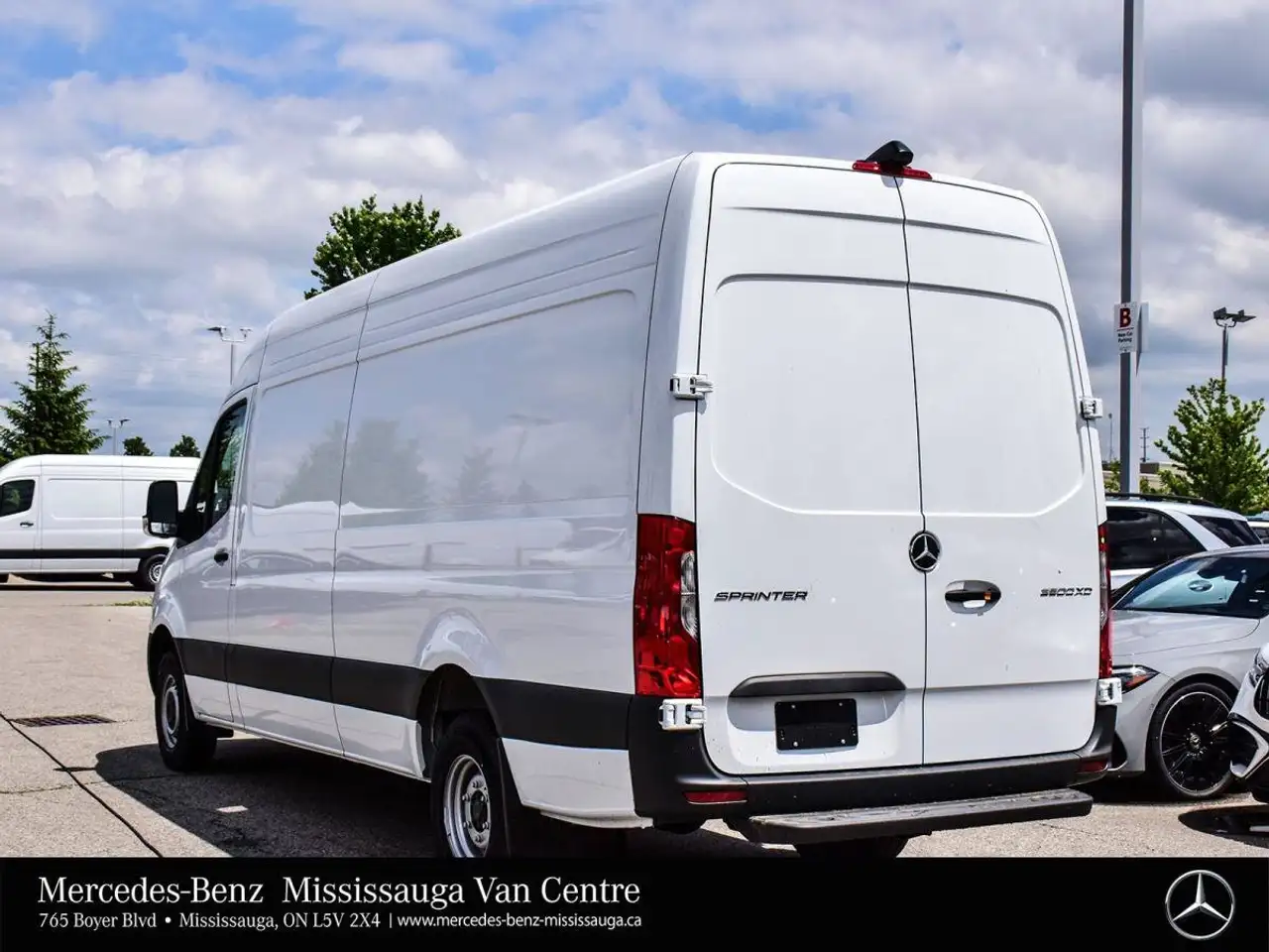 Mercedes-Benz Sprinter снимка Mercedes-Benz Sprinter