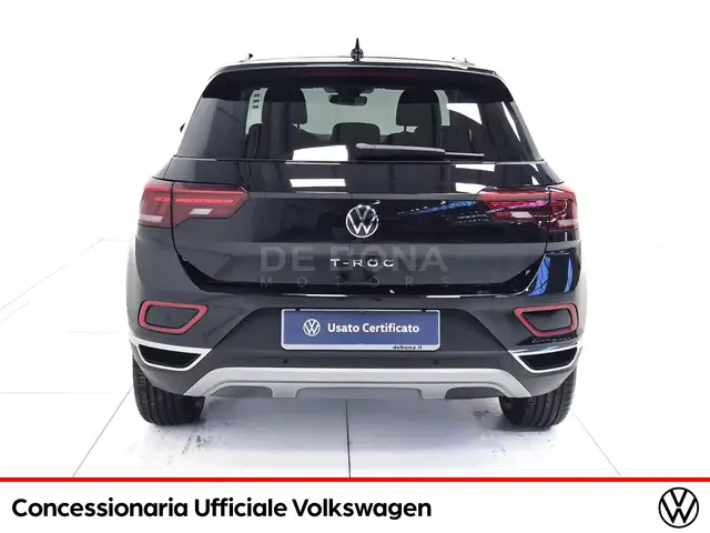 Volkswagen T-Roc view 5