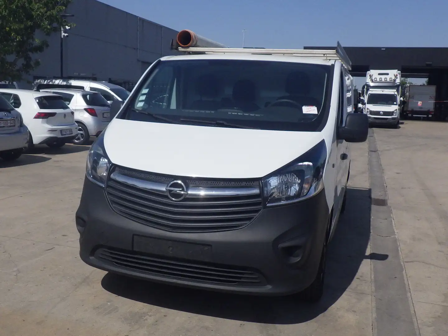 Opel Vivaro (Stock ID 53791) Blanc - 1