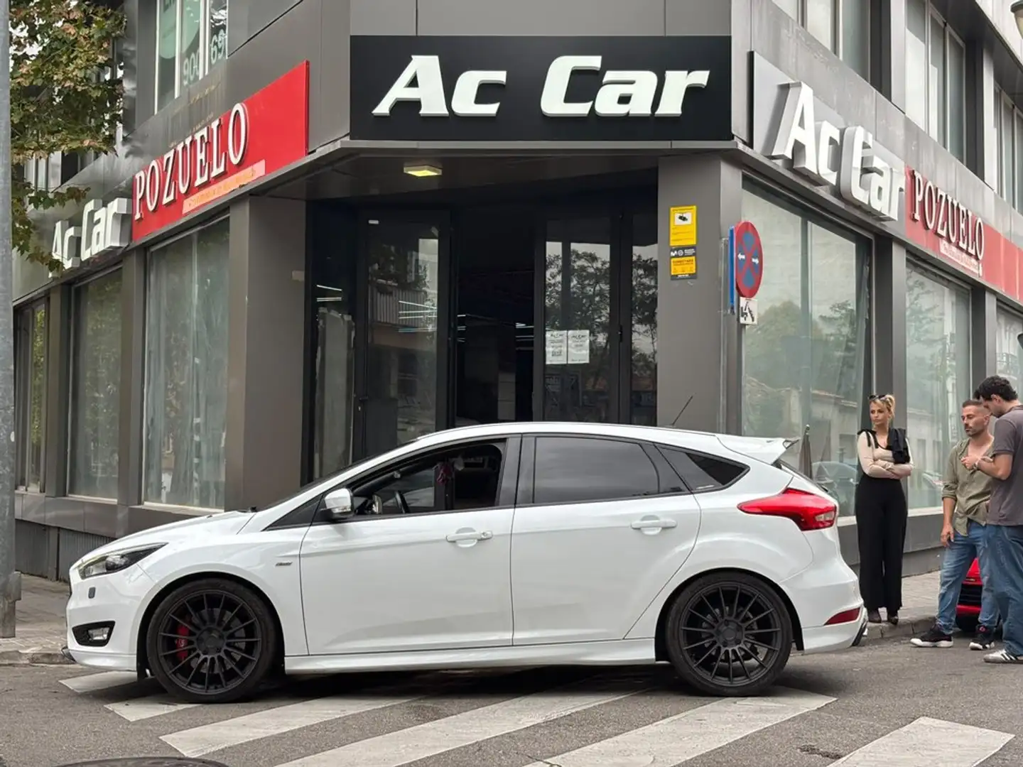 Ford Focus 2.0 Ecoboost Auto-S&S ST+ Blanco - 1