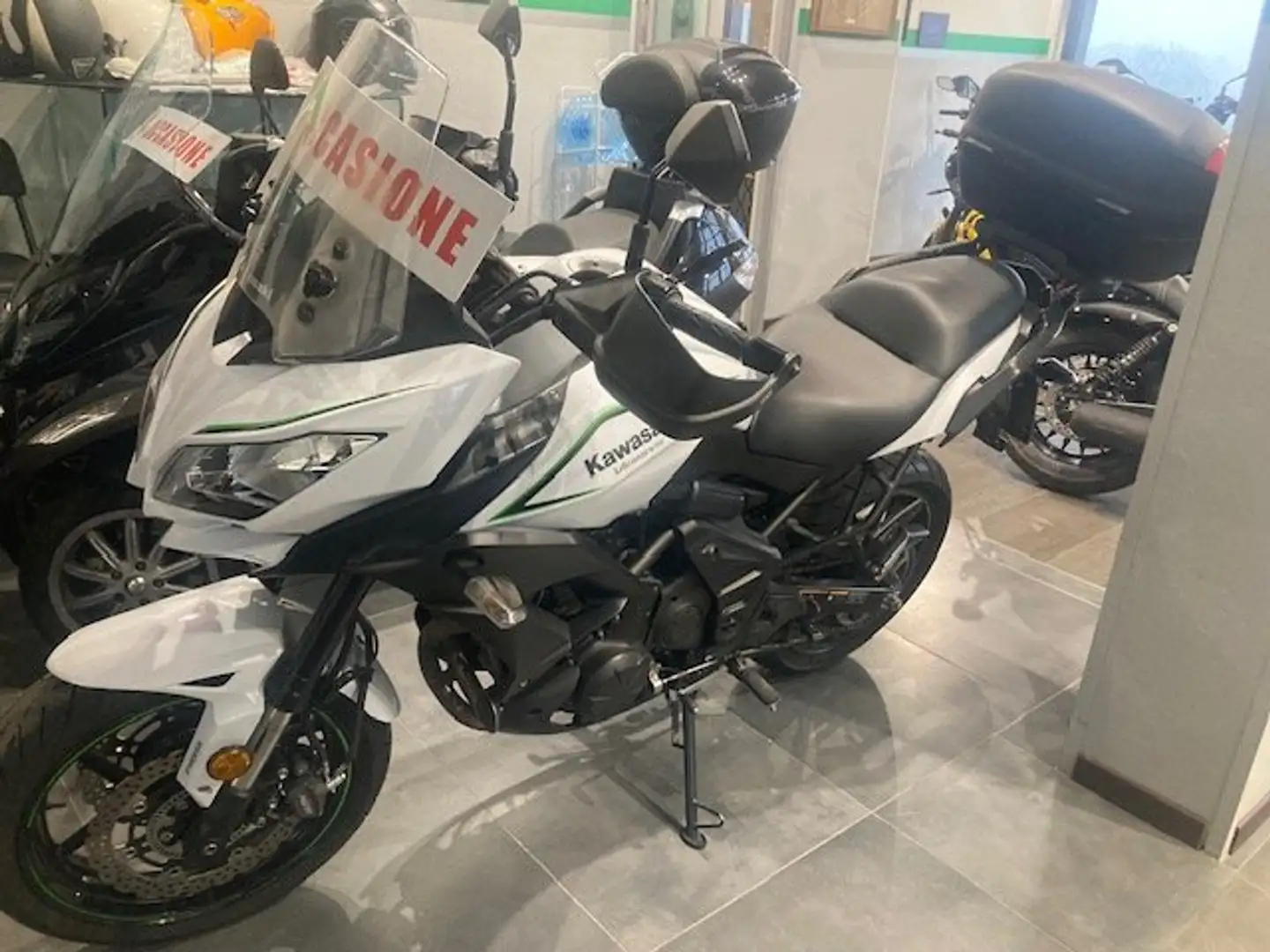 Kawasaki Versys 650 Alb - 1