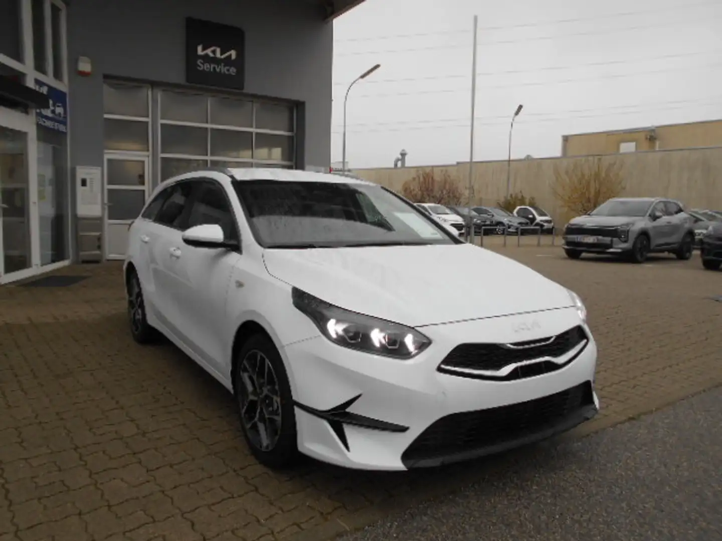 Kia Ceed SW / cee'd SW ceed SW 1,0 T-GDI GPF ISG Silber Weiß - 2