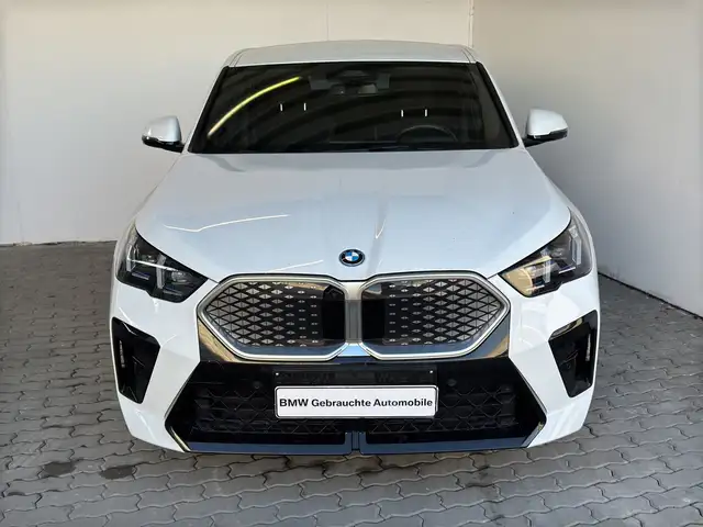 BMW iX2 xDrive30 M Sport LiveCock.HUD.LED.AHK.ParkAs