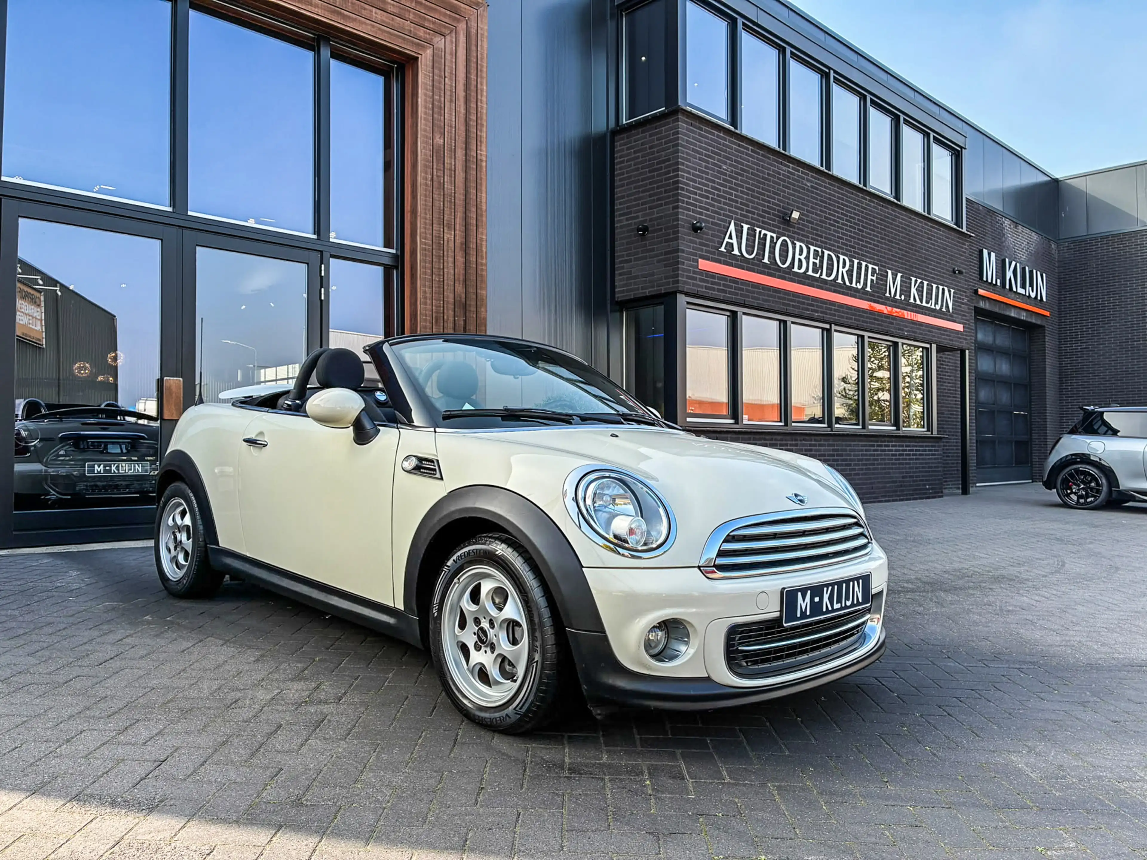 MINI Cooper Cabrio 1.6 Pepper Roadster 122pk/1e eigenaar/Elektrische