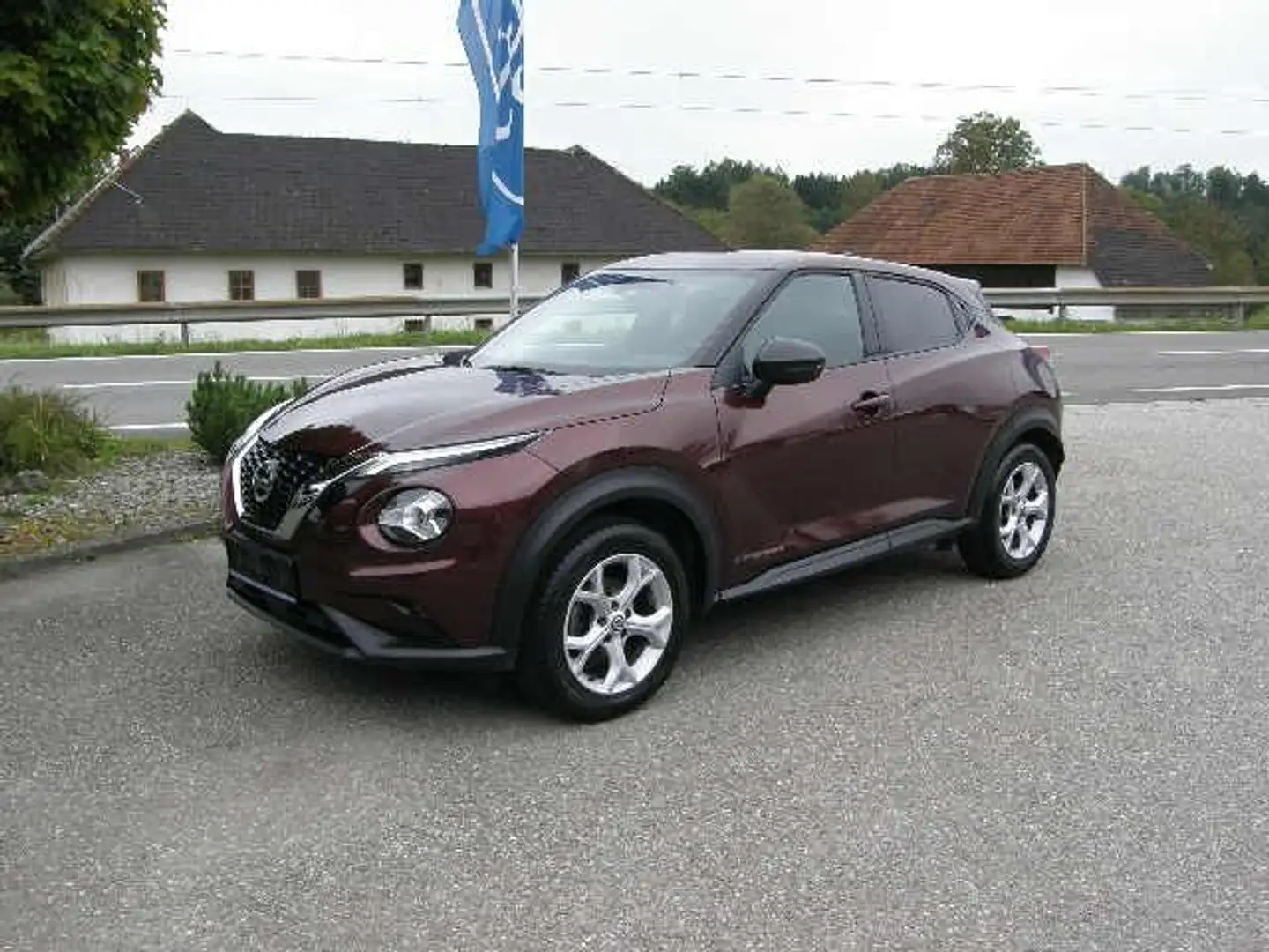 Nissan Juke N-Connecta Rouge - 1
