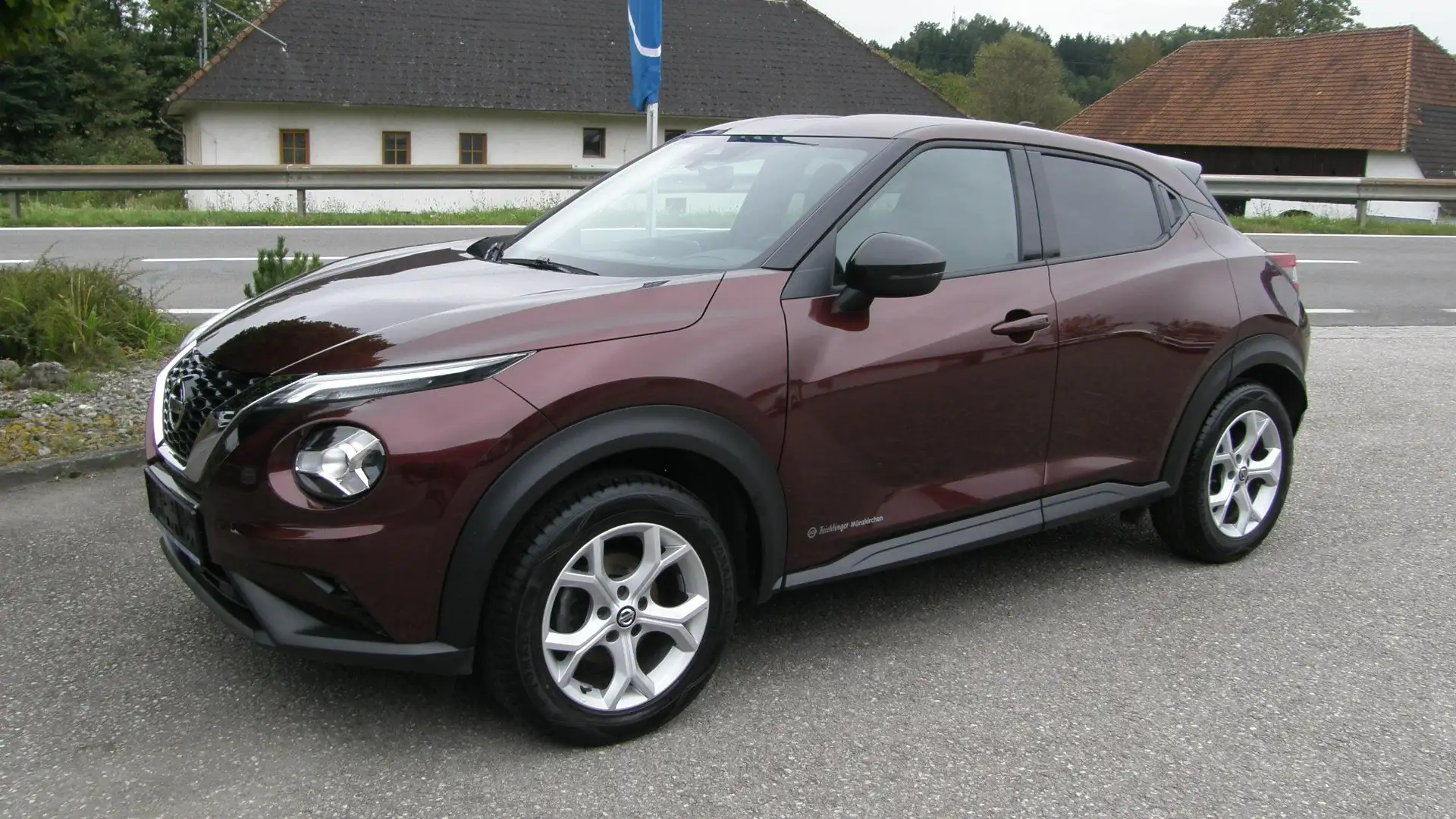 Nissan Juke N-Connecta Rouge - 2