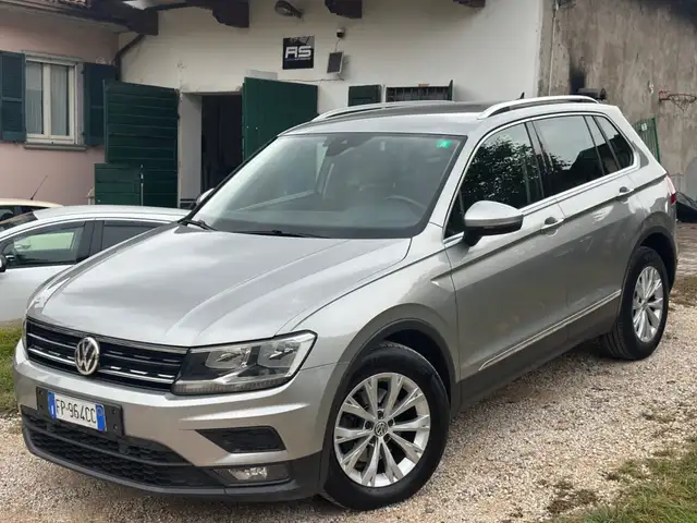 Volkswagen Tiguan Tiguan 1.6 TDI SCR Sport BlueMotion Technology