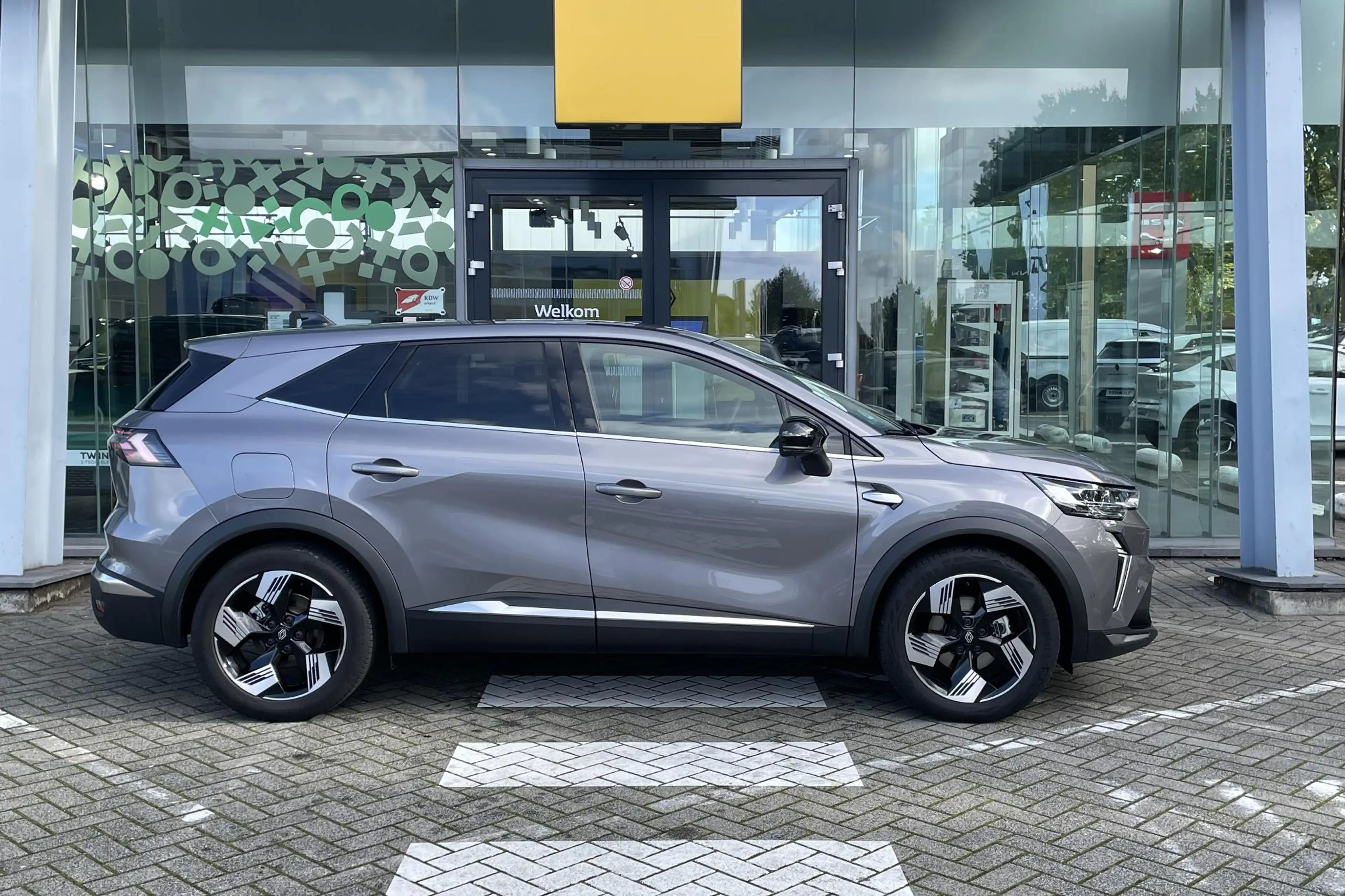 Renault Symbioz 1.8 E-Tech full hybrid 145 techno | Nav | Lm velge — photo 3