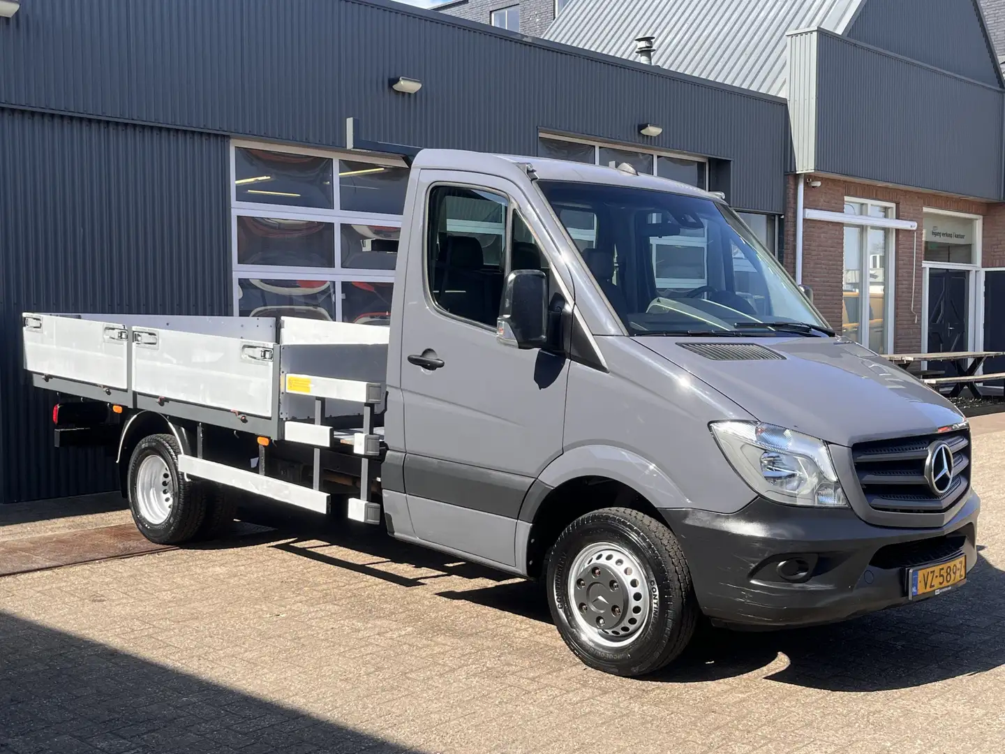 Mercedes-Benz Sprinter 513 2.2 366 Airco Trekhaak 3500kg trekgewicht 3-Pe Grijs - 1