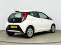 Toyota Aygo 1.0 VVT-i x-play Limited | Airco | Bluetooth | Cam Wit - thumbnail 2