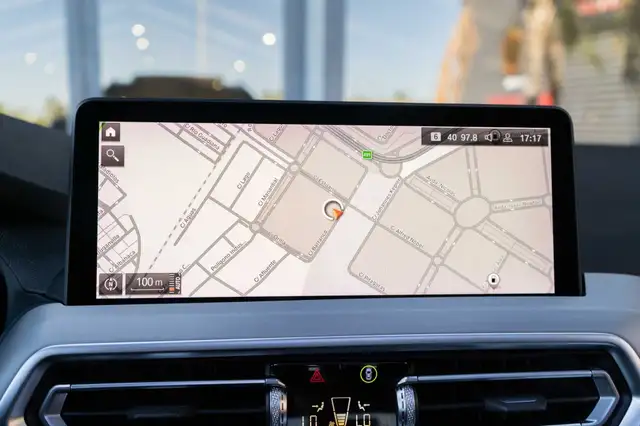 BMW X3 view 13
