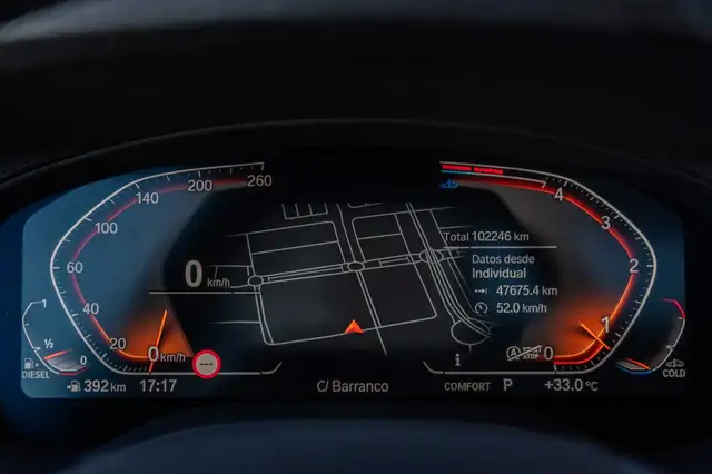 BMW X3 view 12