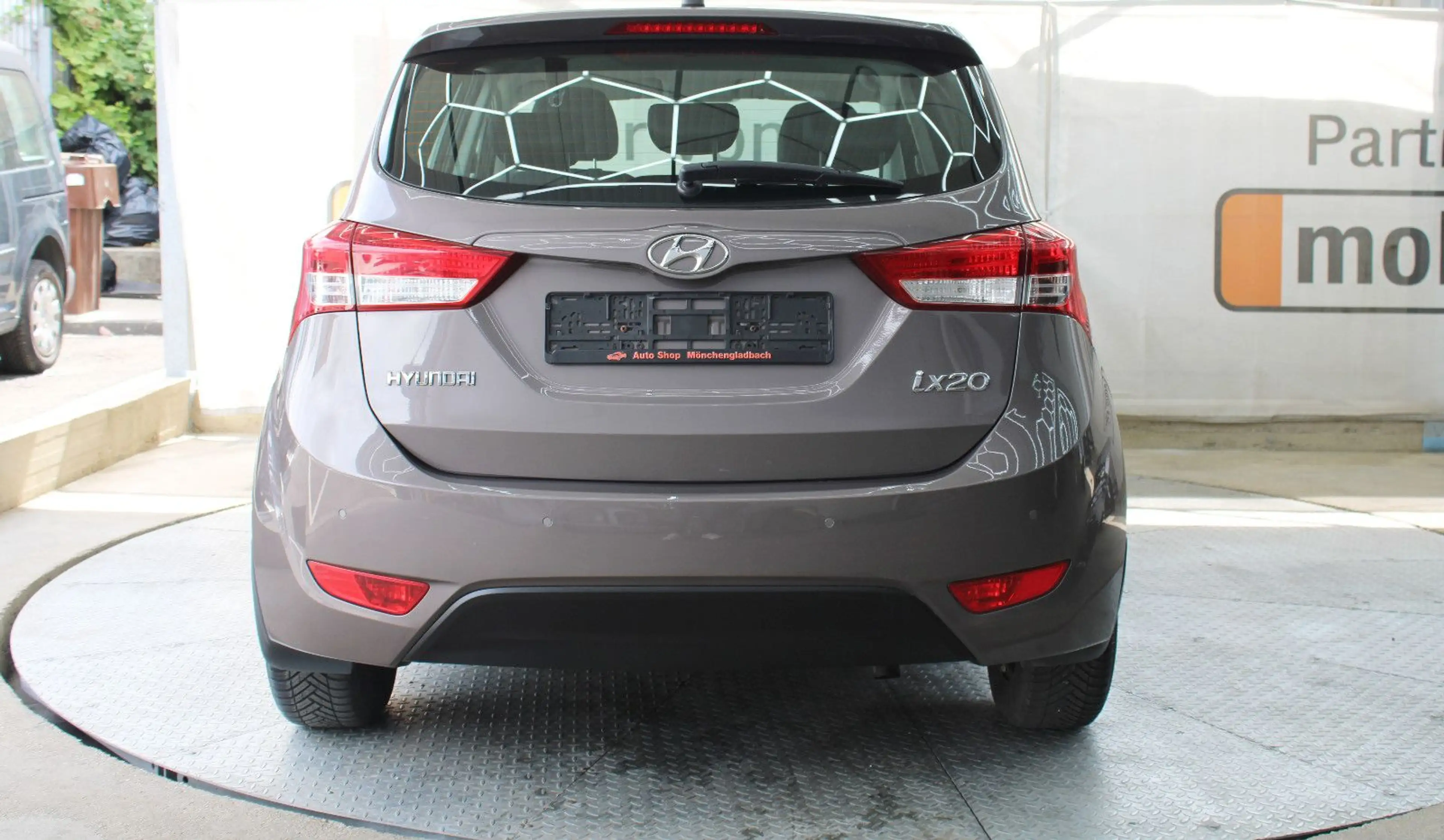 Hyundai iX20 1.4 *Tüv&Inspektion Neu* — photo 10