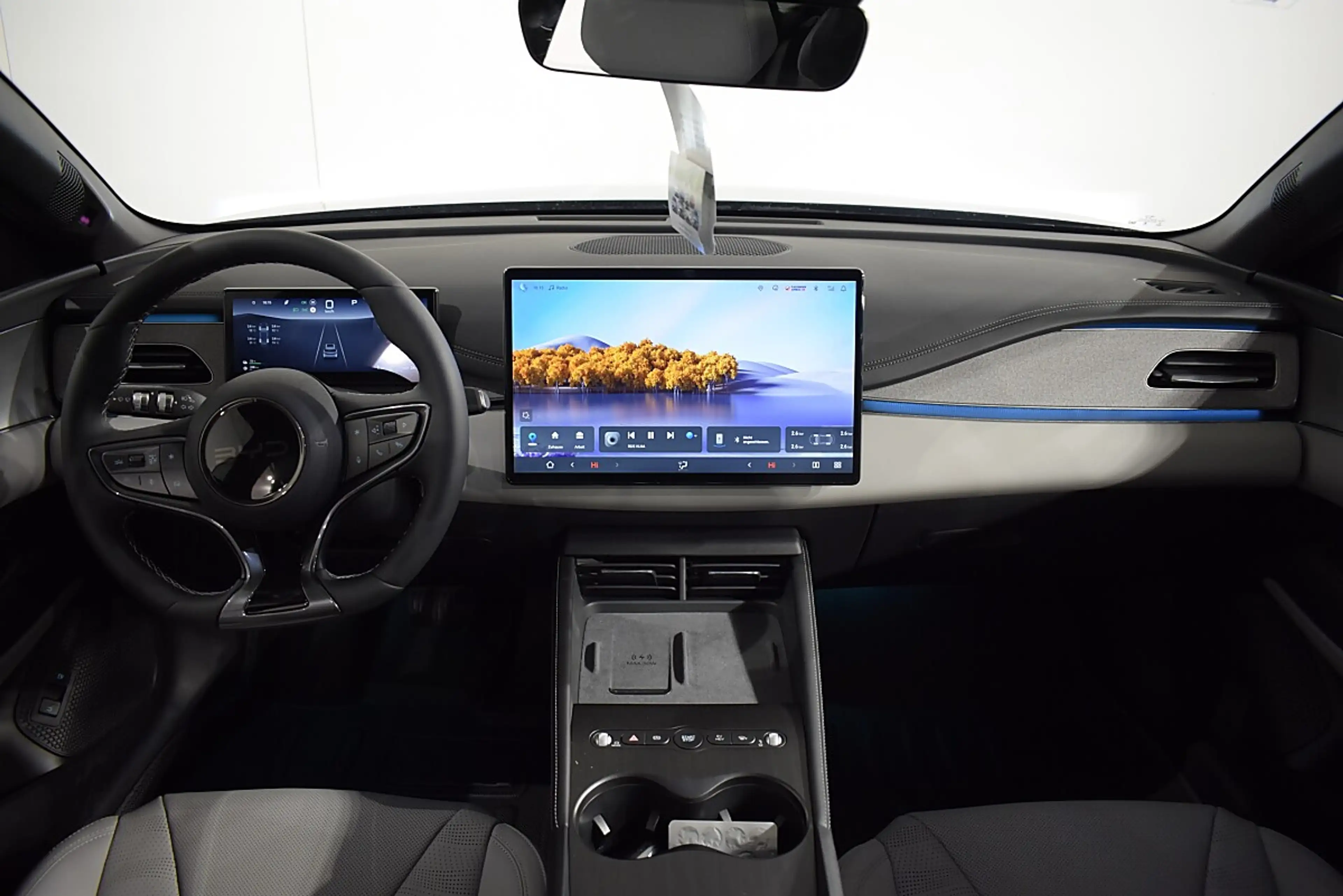 BYD Seal 6 DM-i Touring PHEV 19kWh Comfort Österreich Paket — photo 12