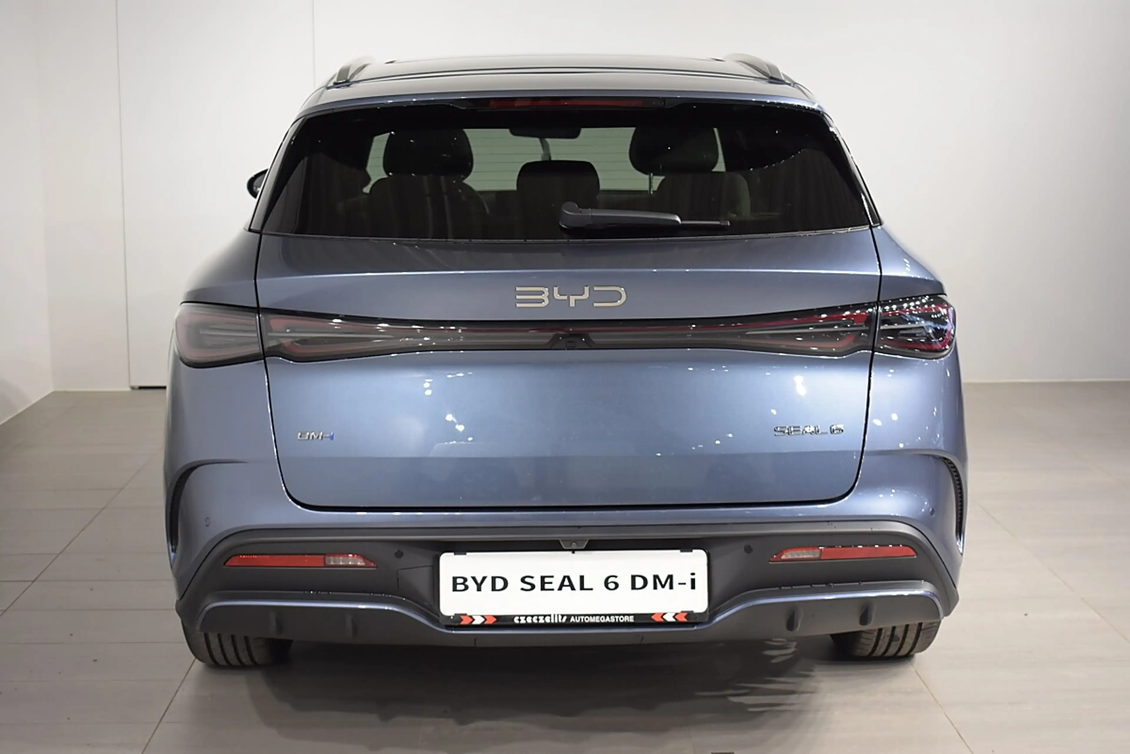 BYD Seal 6 DM-i Touring PHEV 19kWh Comfort Österreich Paket — photo 8